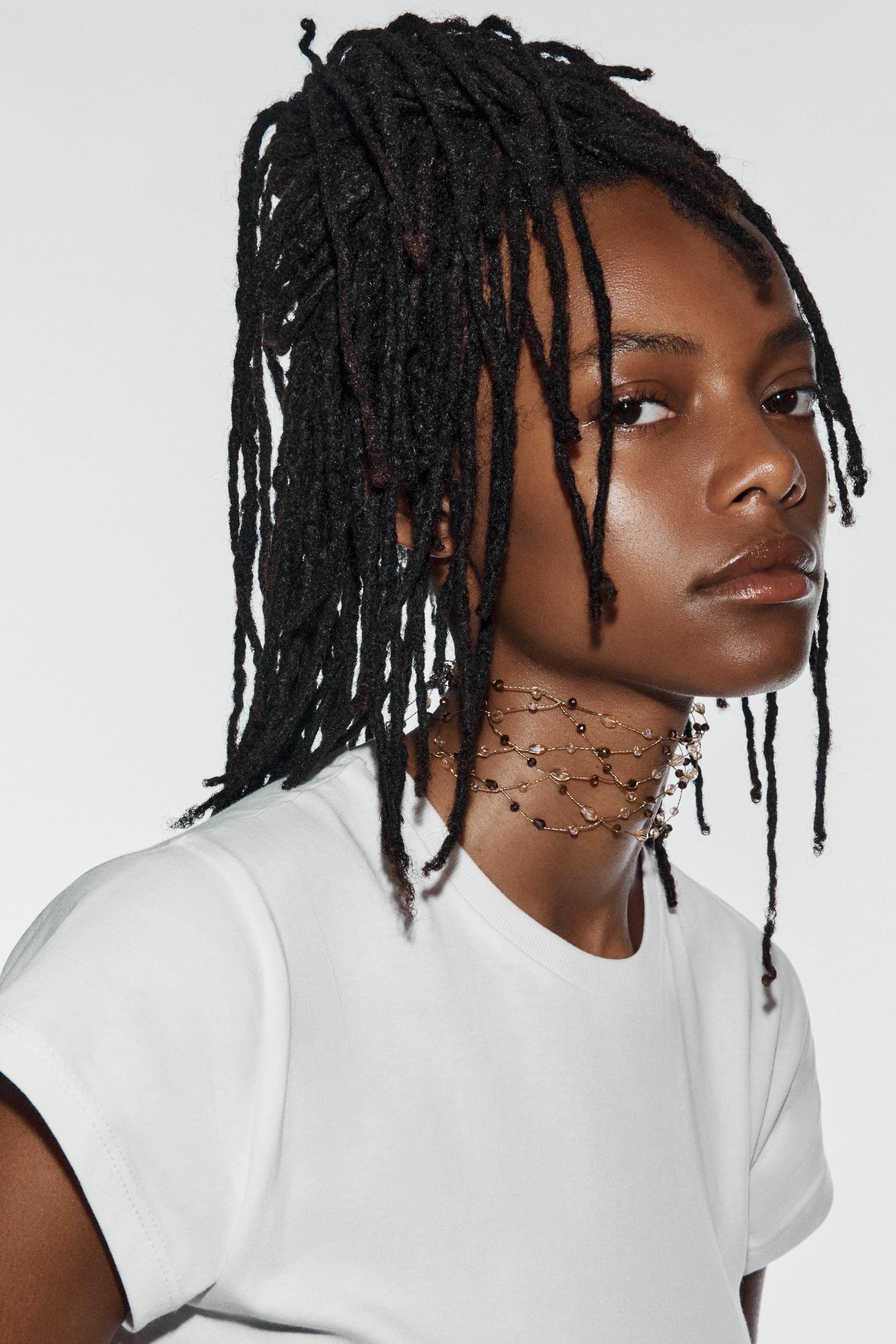 Ожерелье с камнем и металлическими нитями — ZARA