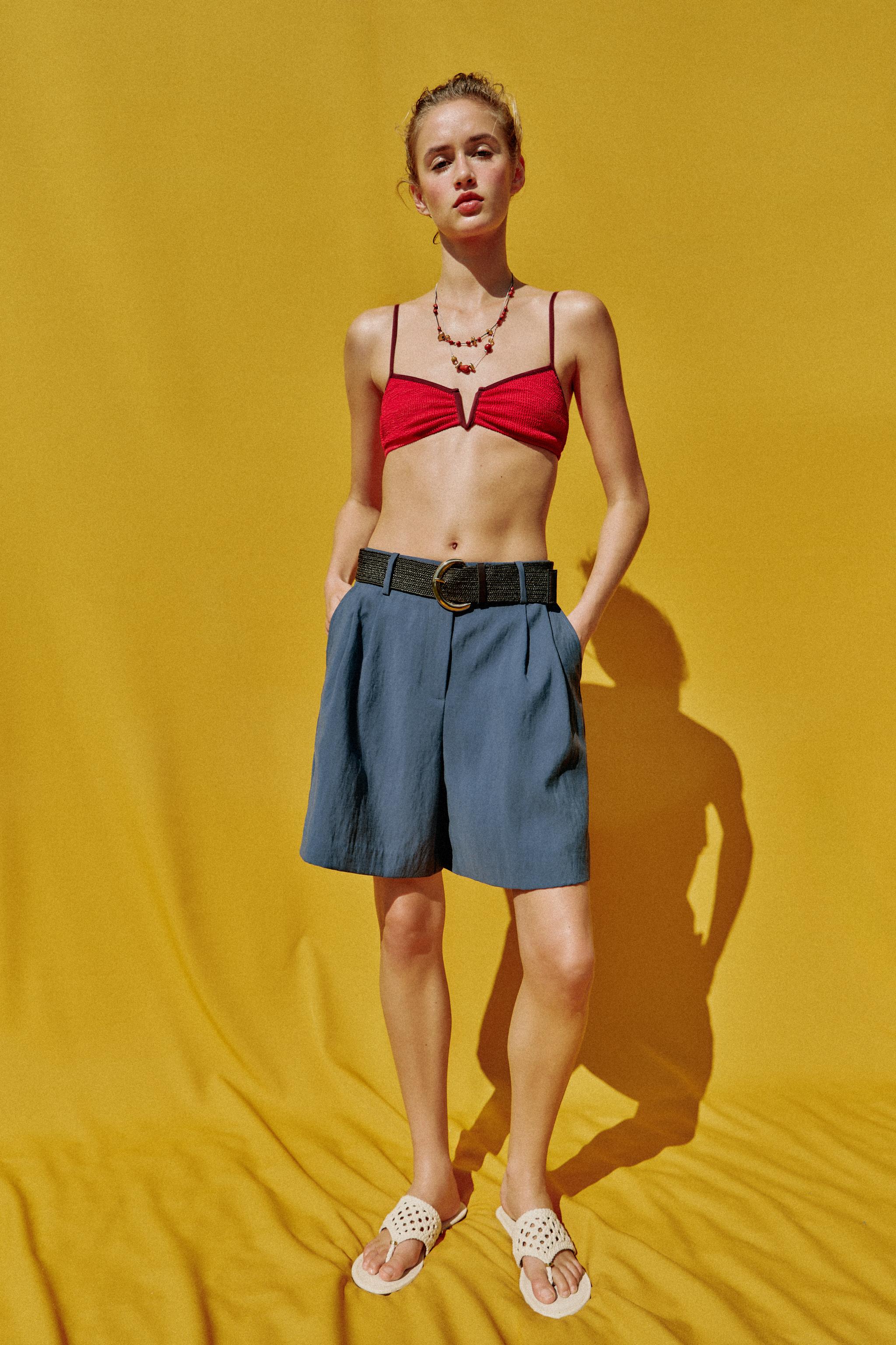 Бермуды с поясом и вытачками — ZARA