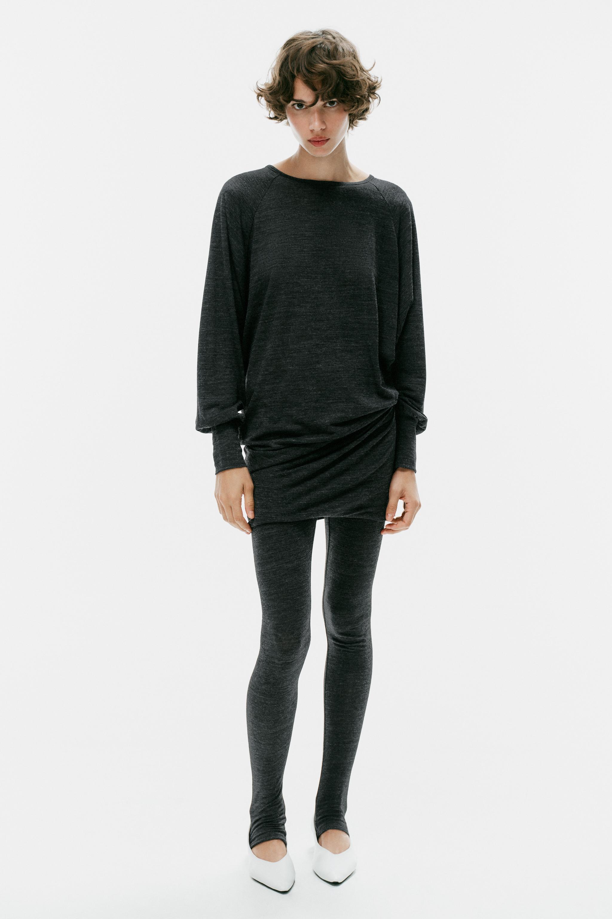 ДЛИННАЯ ФУТБОЛА СО СБОРКАМИ — ZARA