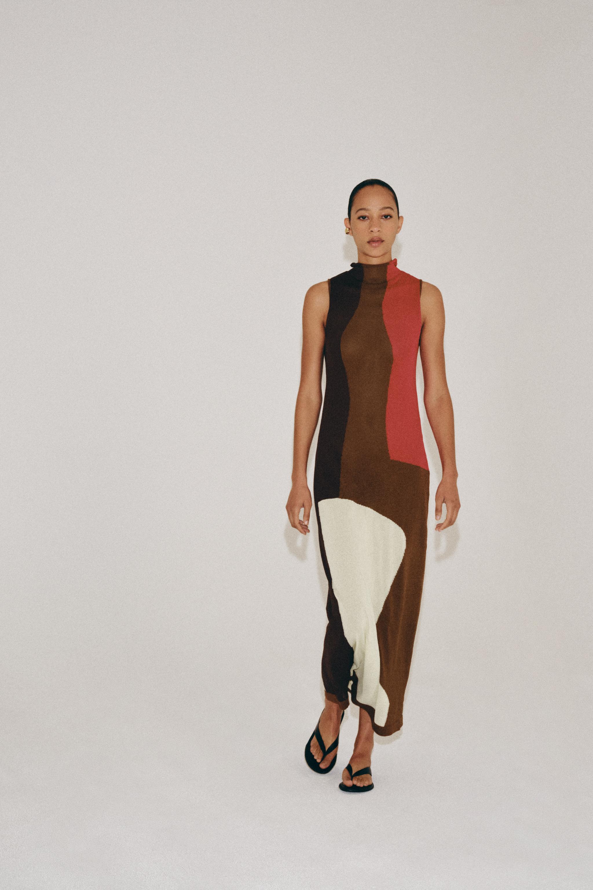 Платье из трикотажа в стиле колор-блок — ZARA