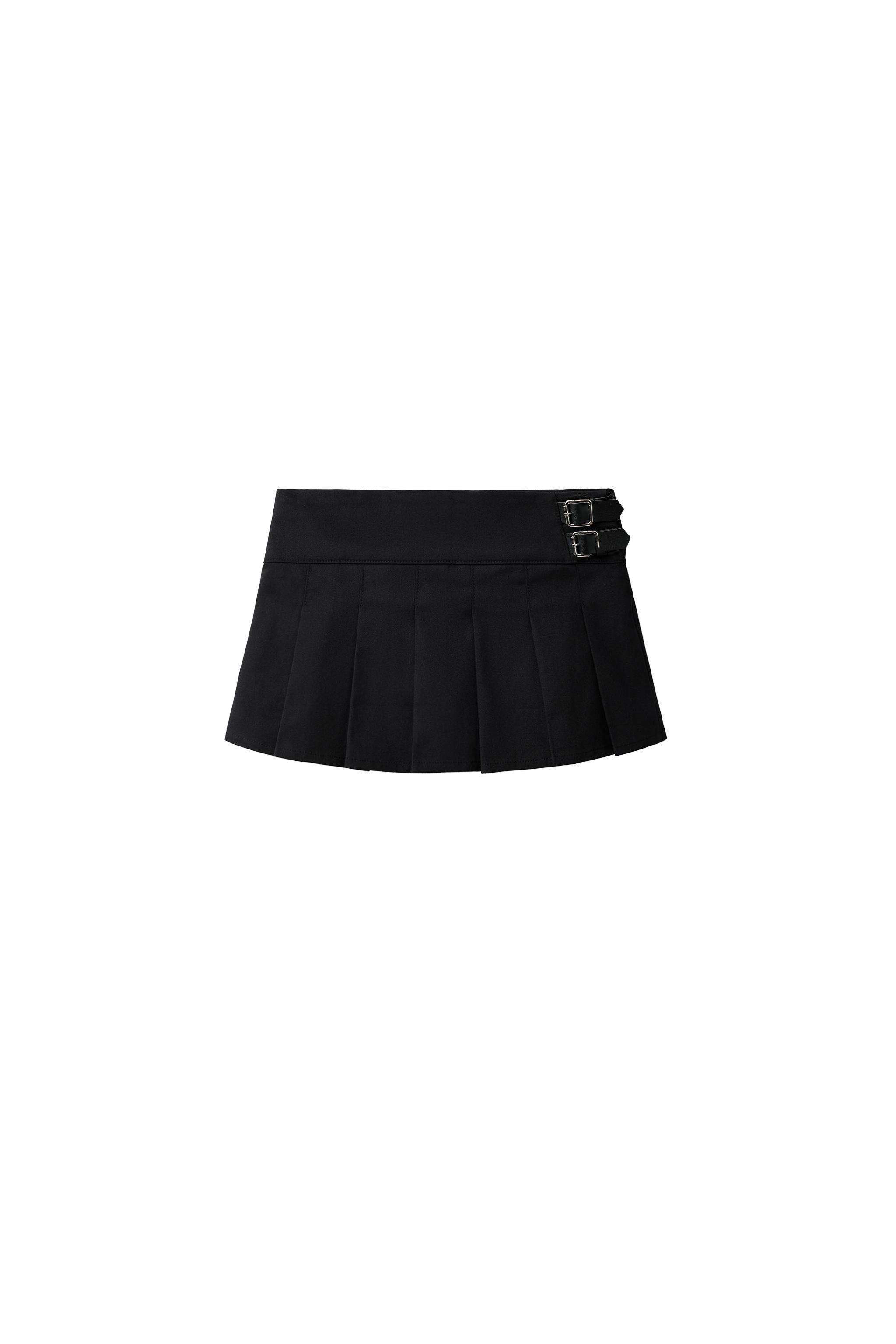 PLEATED SKIRT WITH BUCKLE EMBELLISHMENT — ZARA