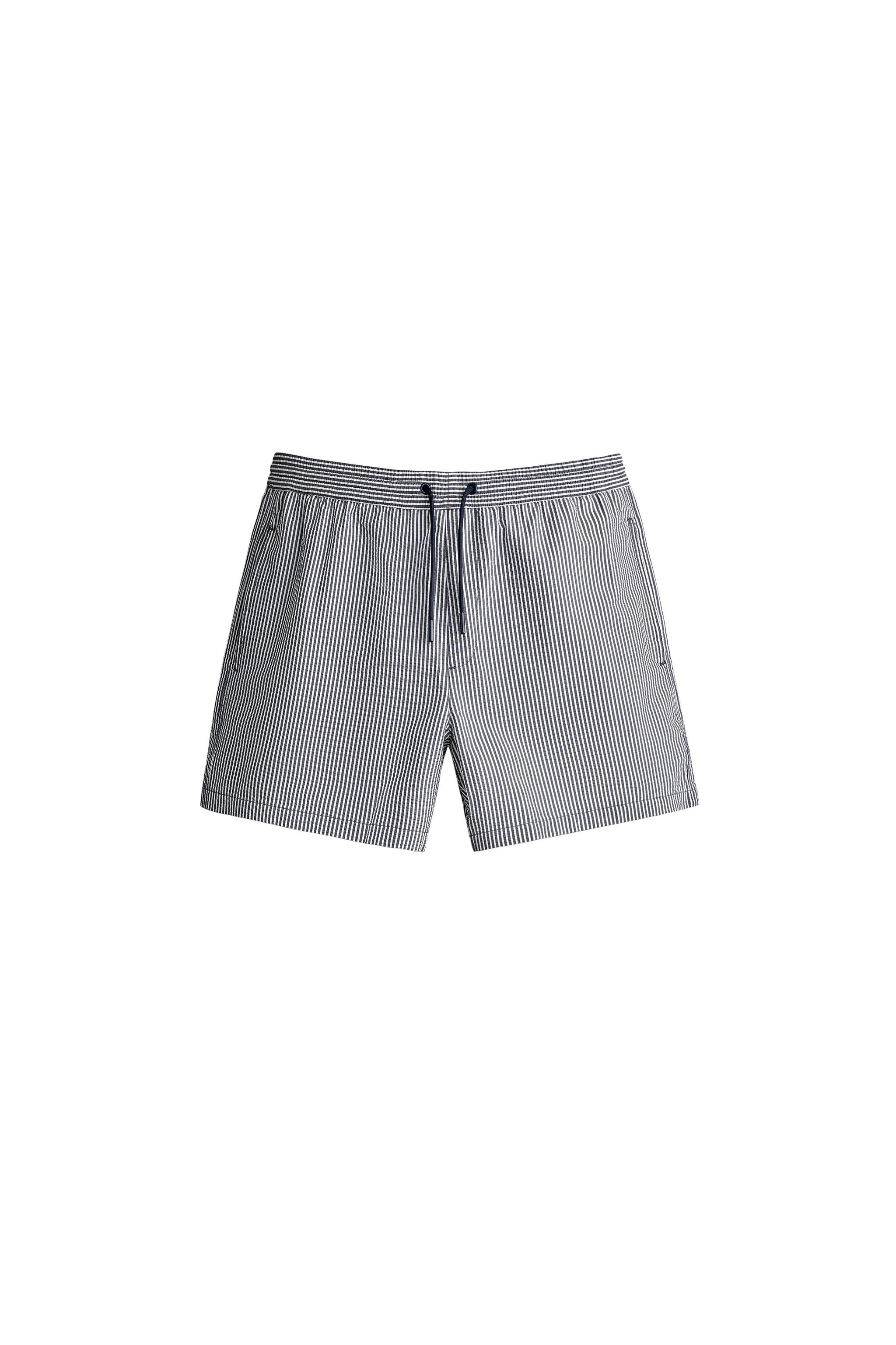 ПЛАВКИ СРЕДНЕЙ ДЛИНЫ ИЗ ТКАНИ СЕЕРСАКЕР — ZARA