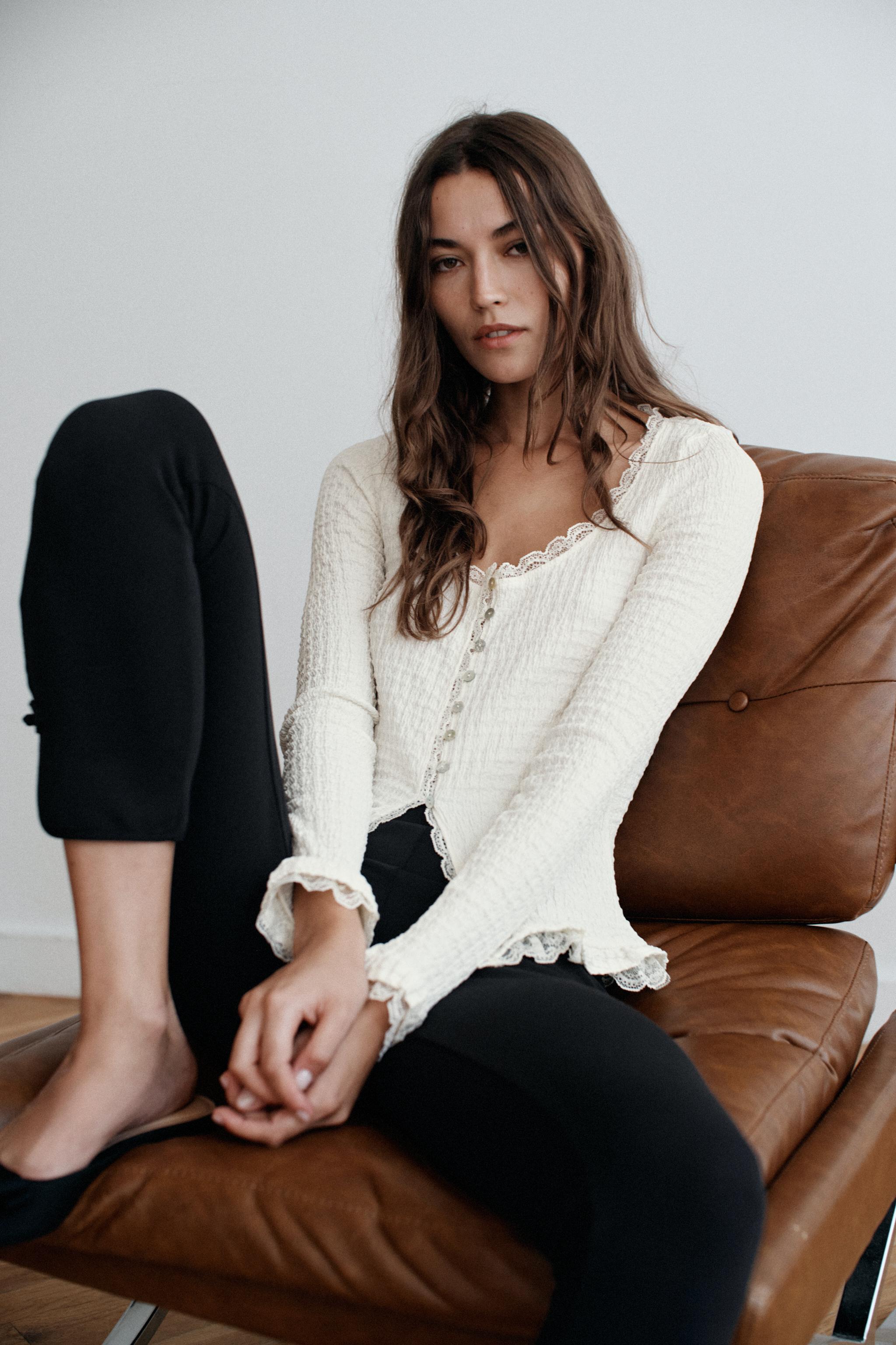 Куртка с контрастными деталями — ZARA