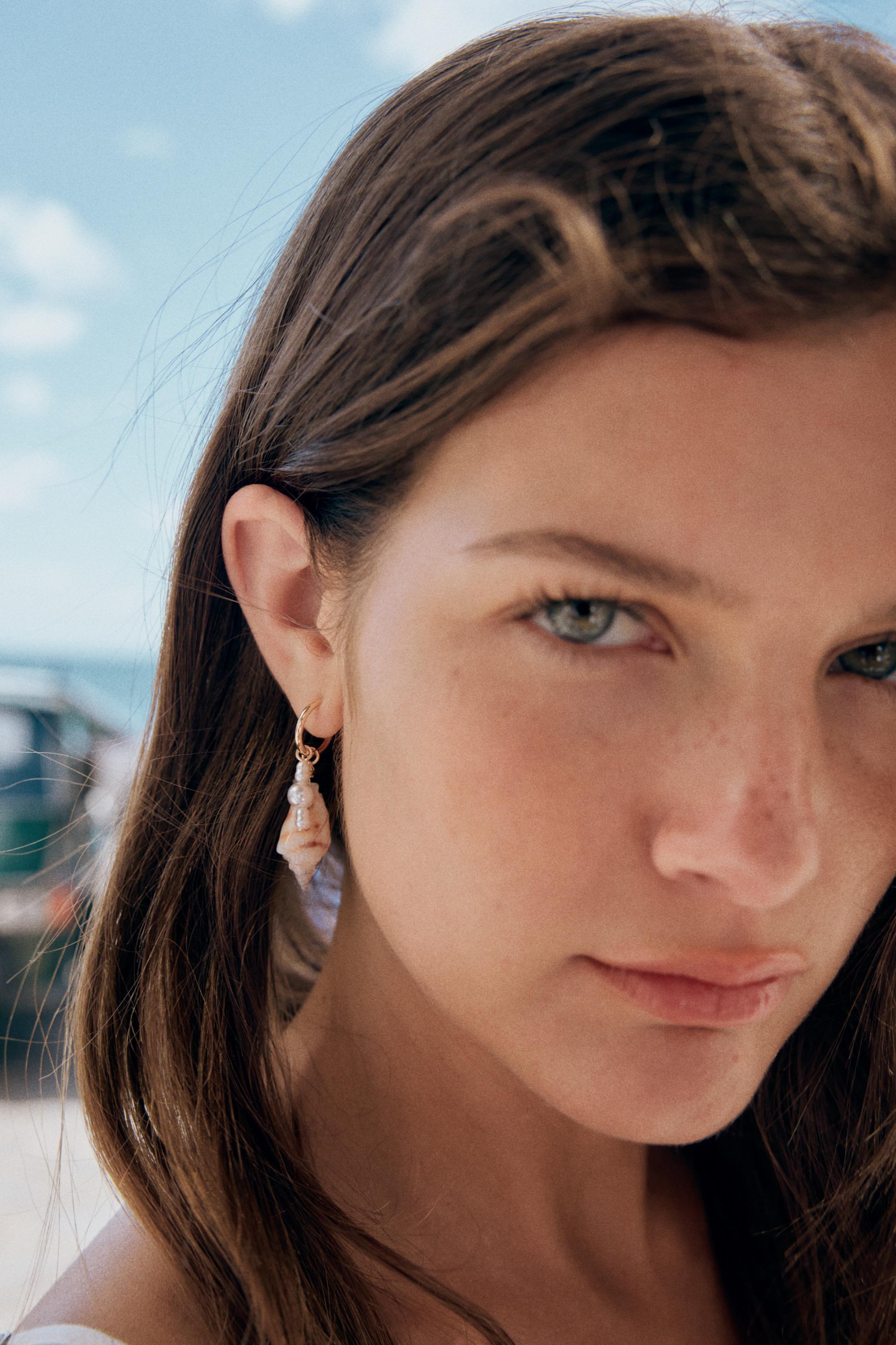 Набор серьг-кольцов в форме ракушки — ZARA
