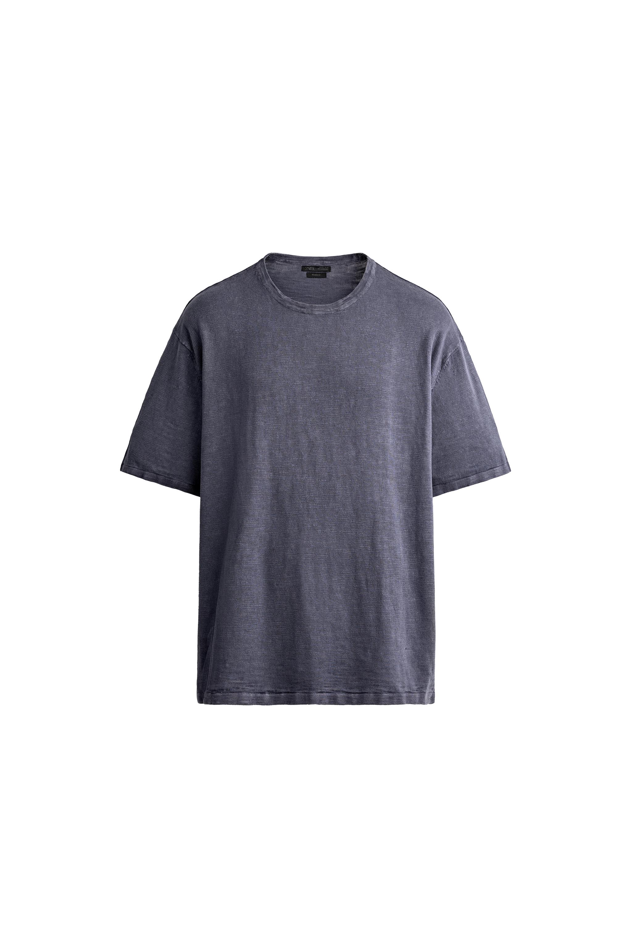 Фактурная футболка из трикотажа — ZARA