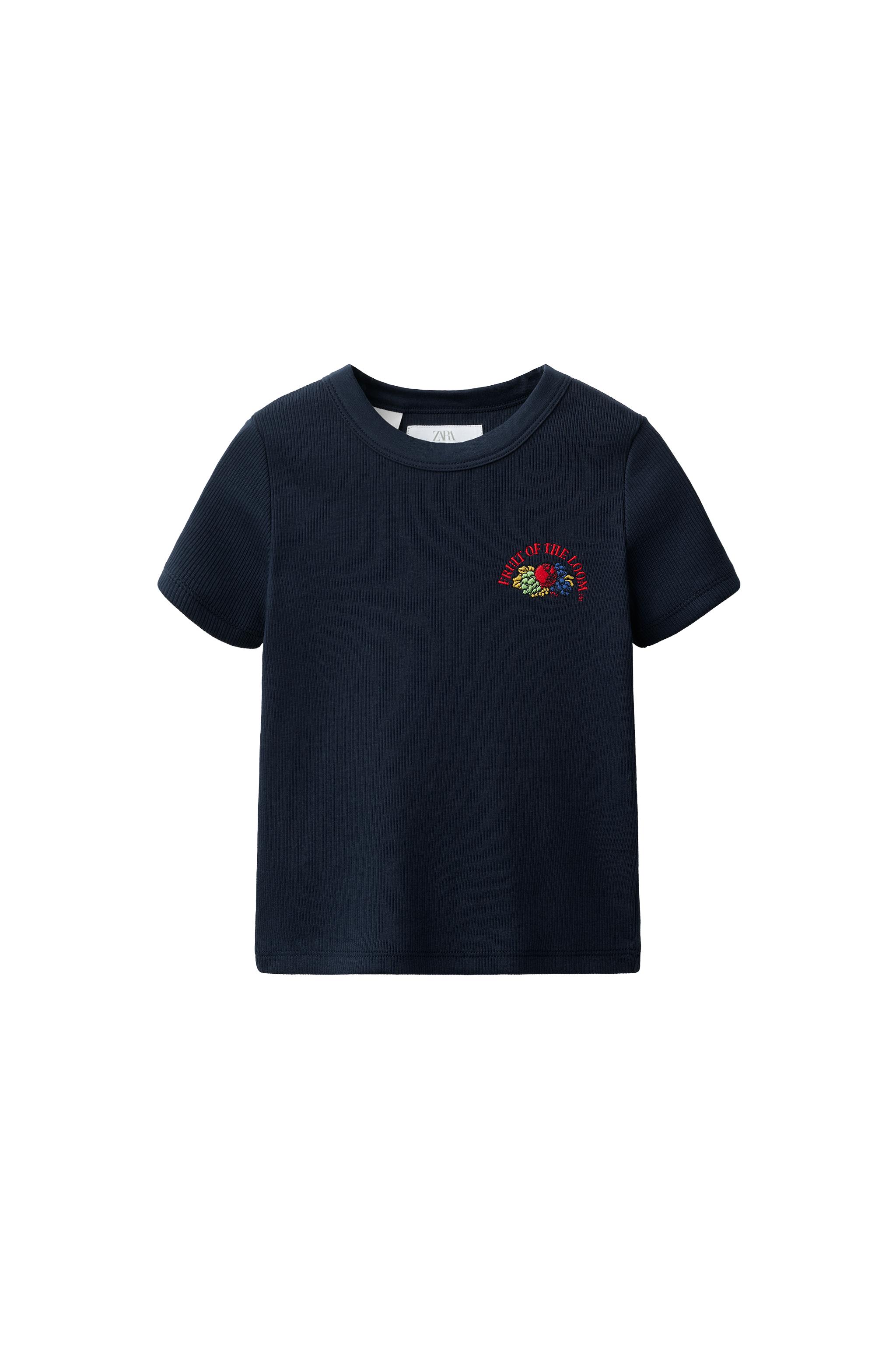 Футболка из рибаны с вышивкой Fruit of the Loom™ — ZARA