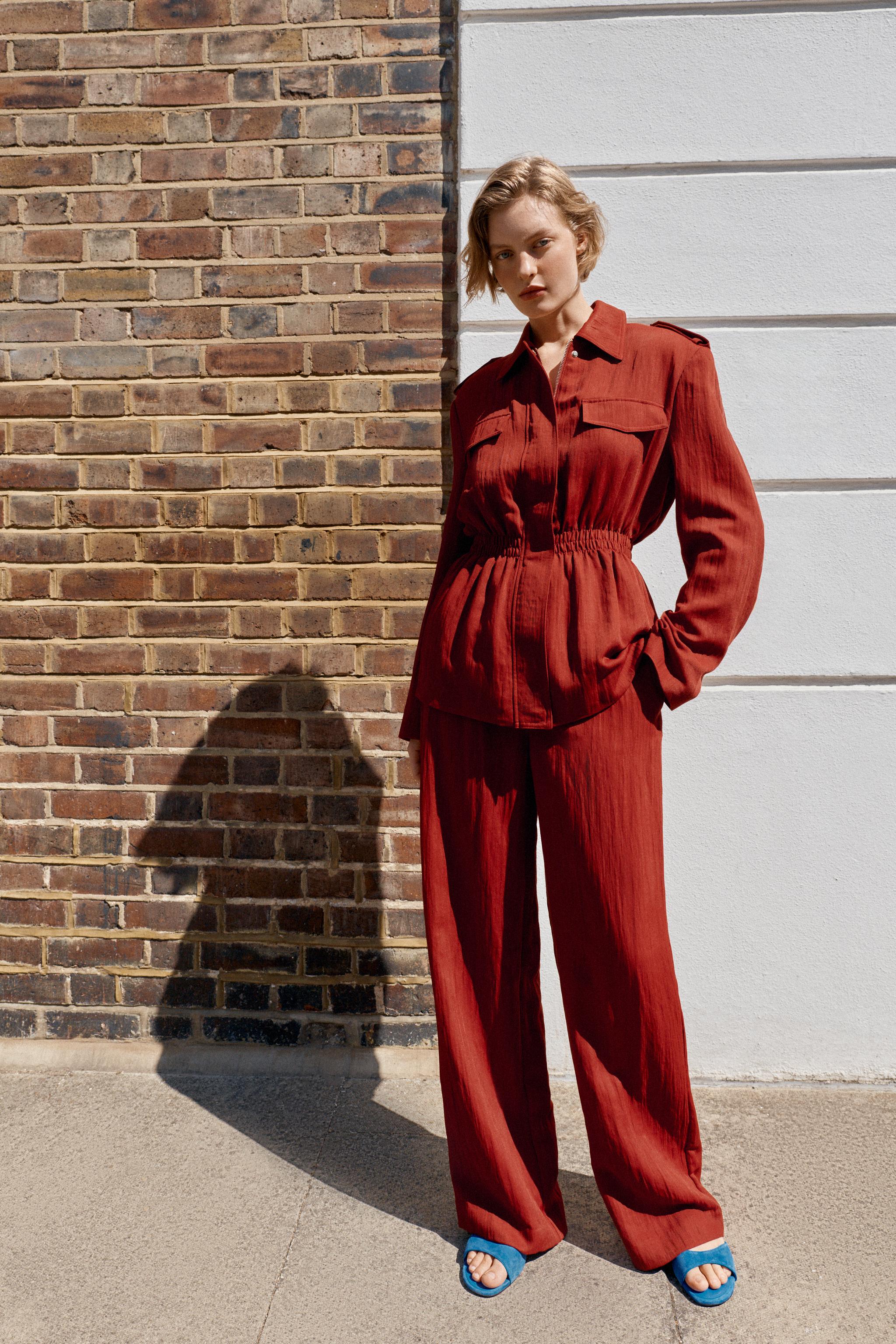 ШИРОКИЕ СТРУЯЩИЕСЯ БРЮКИ — ZARA