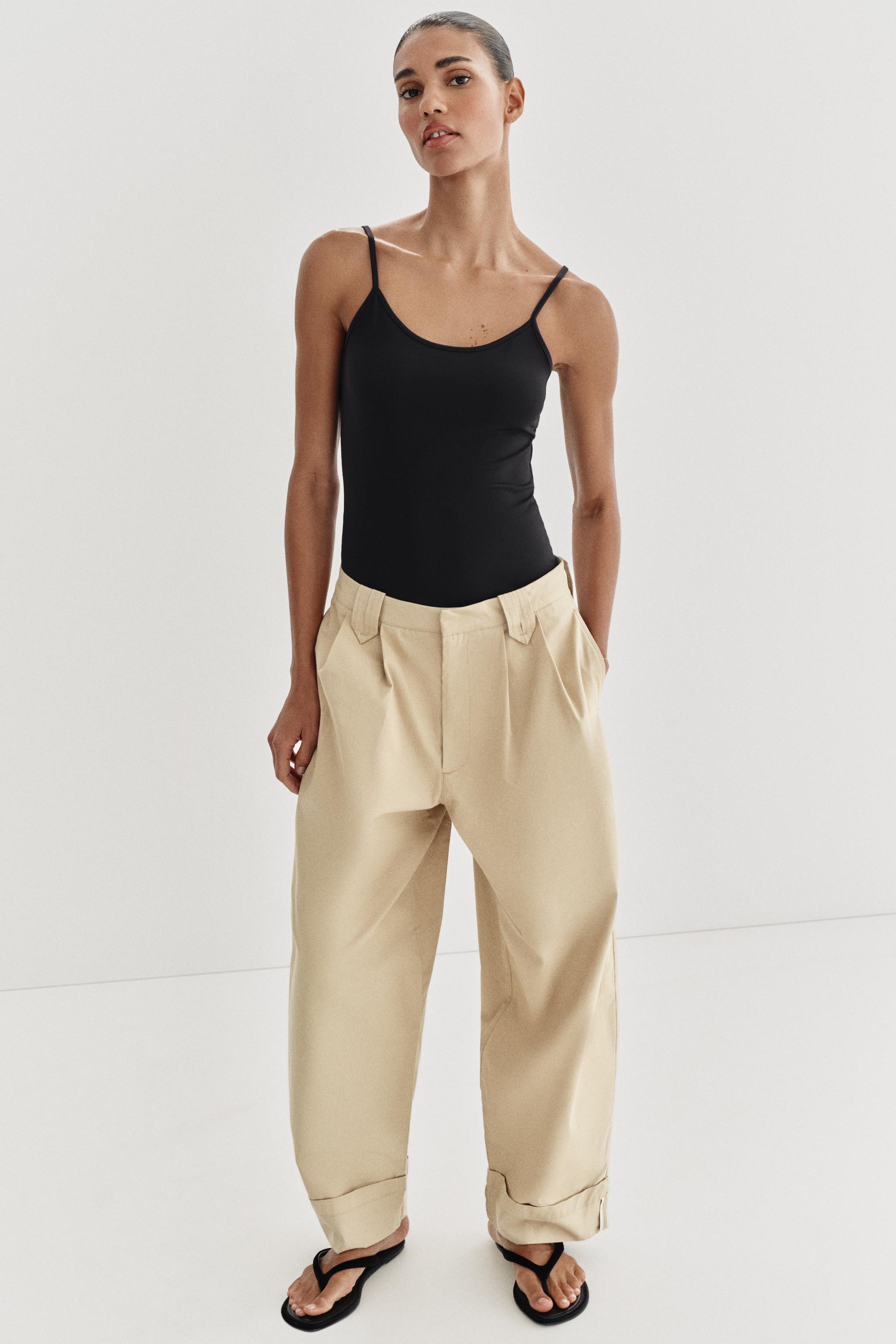 Футболка из полиамида с тонкими бретелями — ZARA