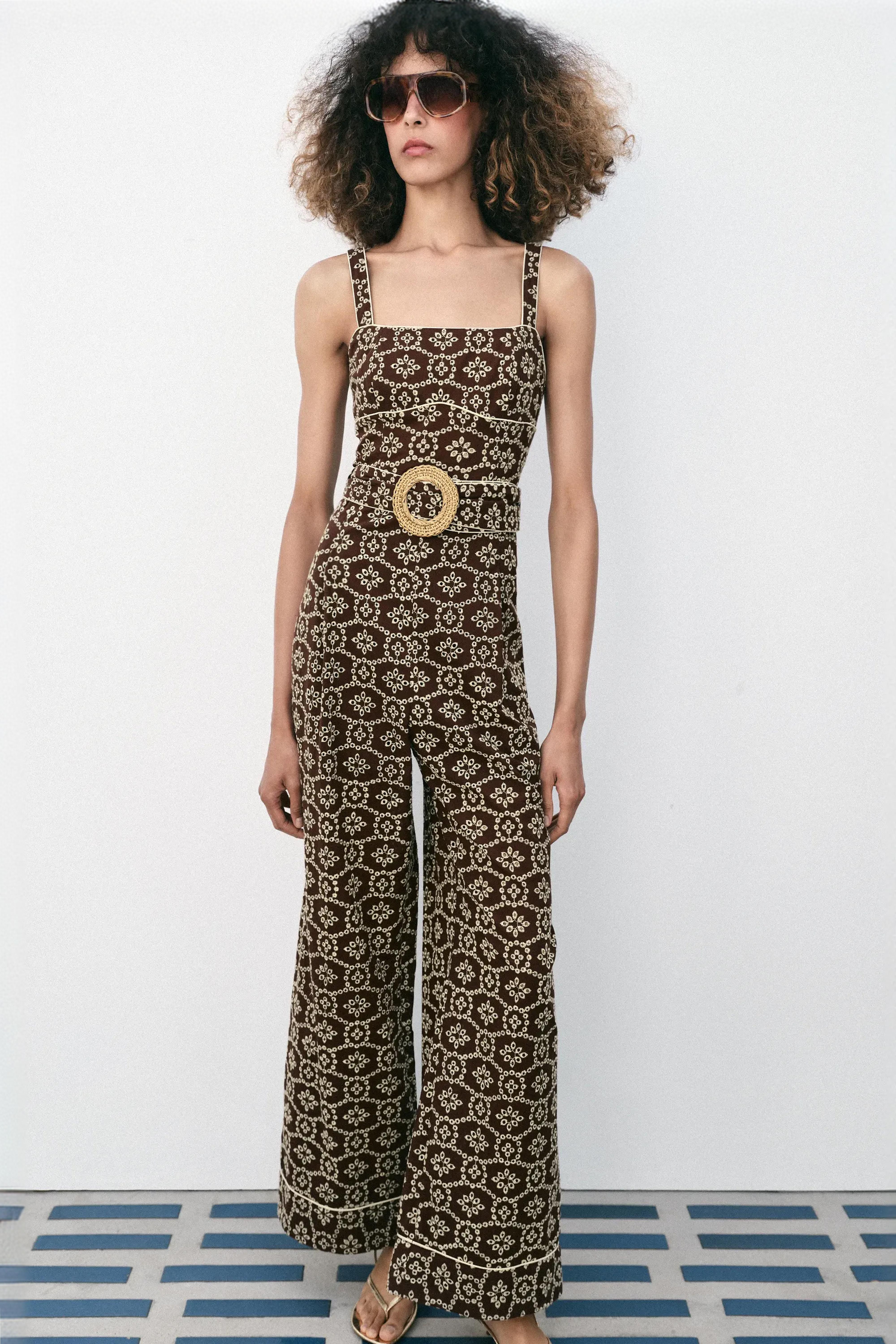 КОМБИНЕЗОН С ПЕРФОРАЦИЕЙ И ПОЯСОМ — ZARA