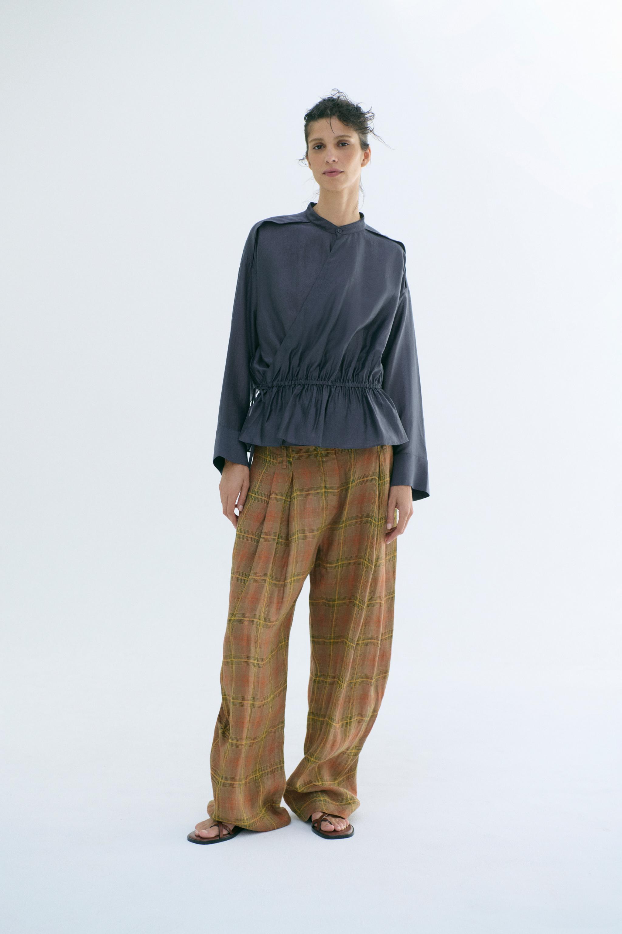 СТРУЯЩАЯСЯ БЛУЗА С ЗАПАХОМ — ZW COLLECTION — ZARA