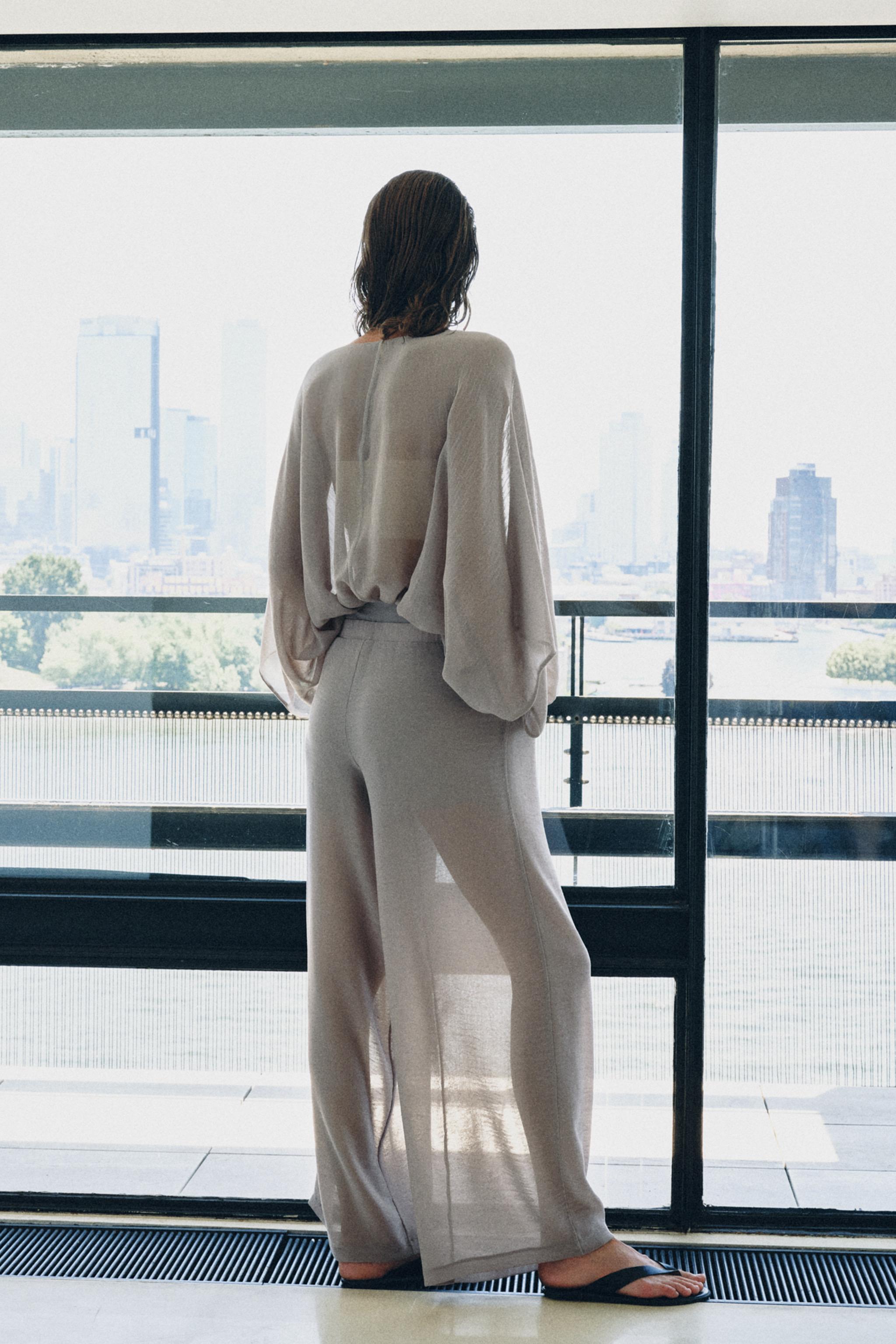 Струящееся полупрозрачное боди — ZARA