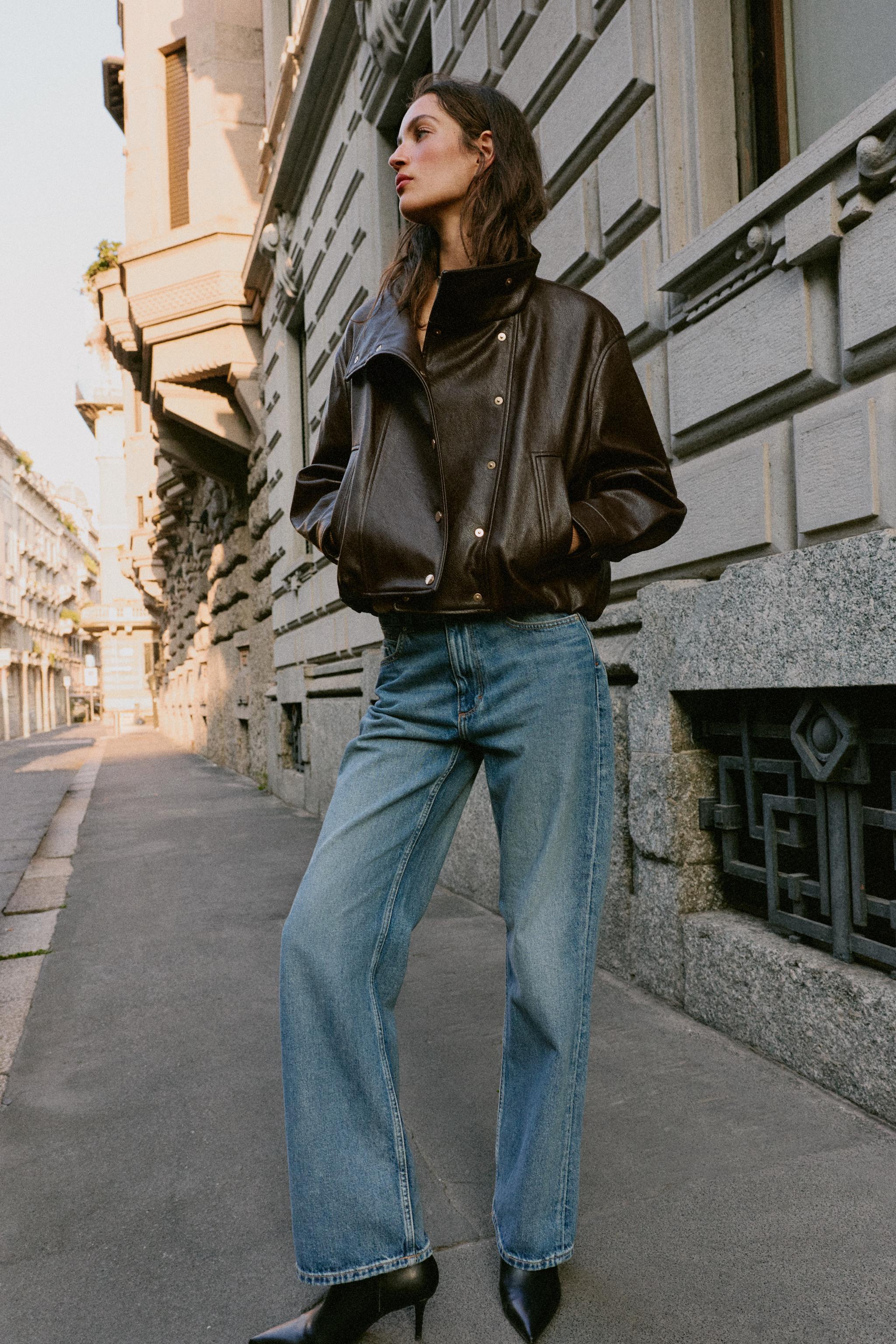 БОМБЕР ИЗ ИСКУССТВЕННОЙ КОЖИ С ВОРОТНИКОМ-СТОЙКОЙ — ZARA