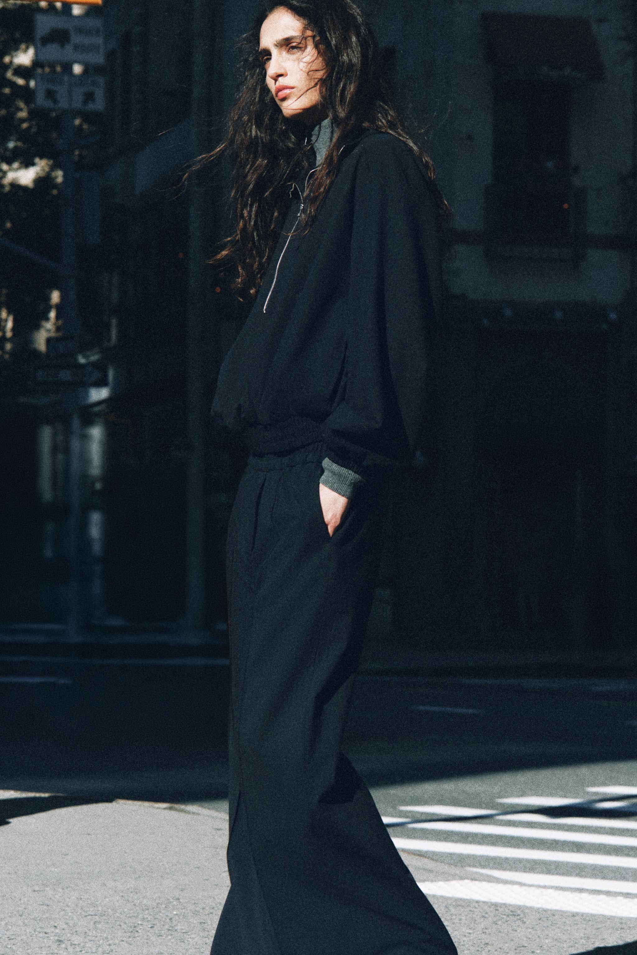 Бомбер ZW COLLECTION на молнии — ZARA