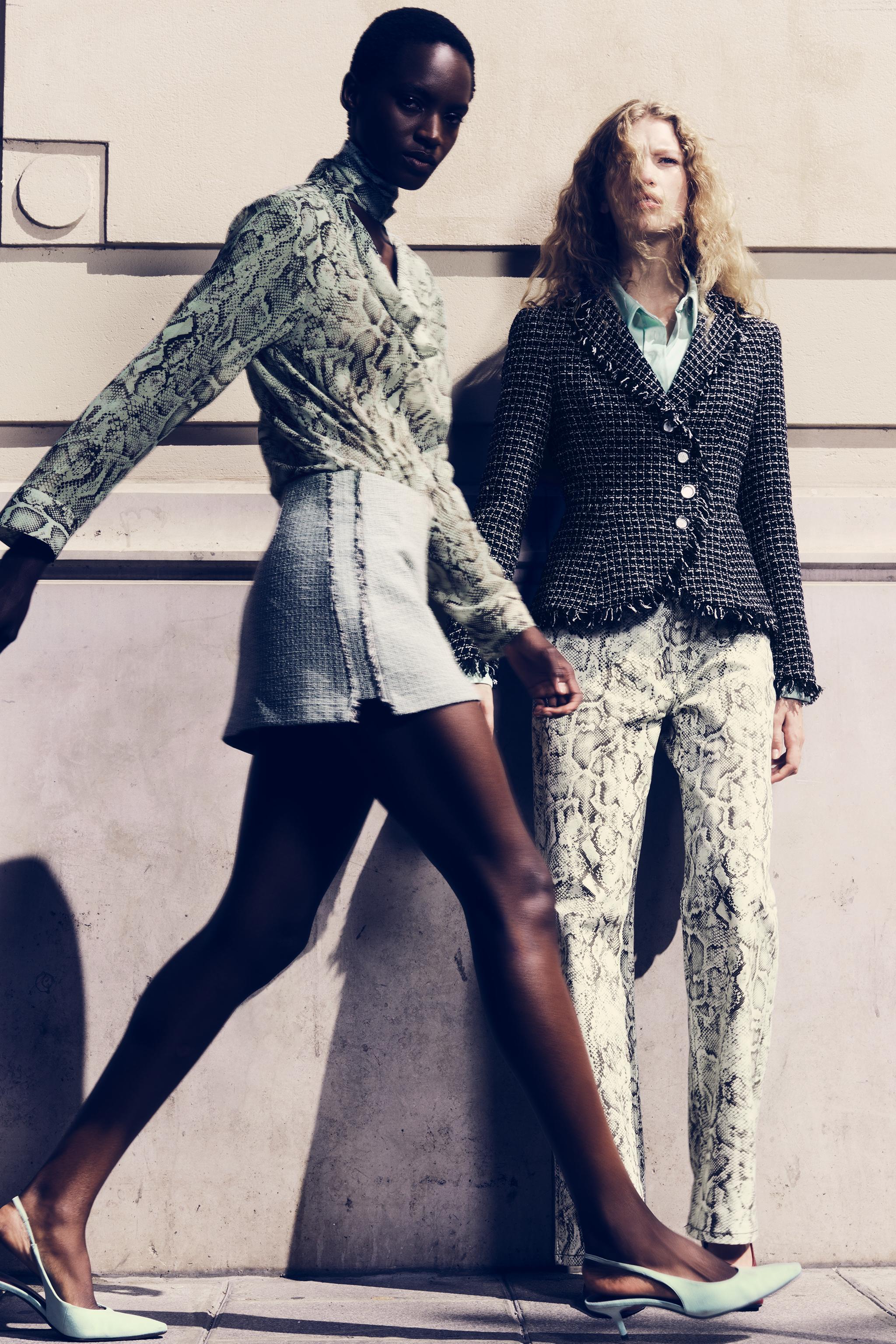 Мини-юбка фактурная с бахромой — ZARA