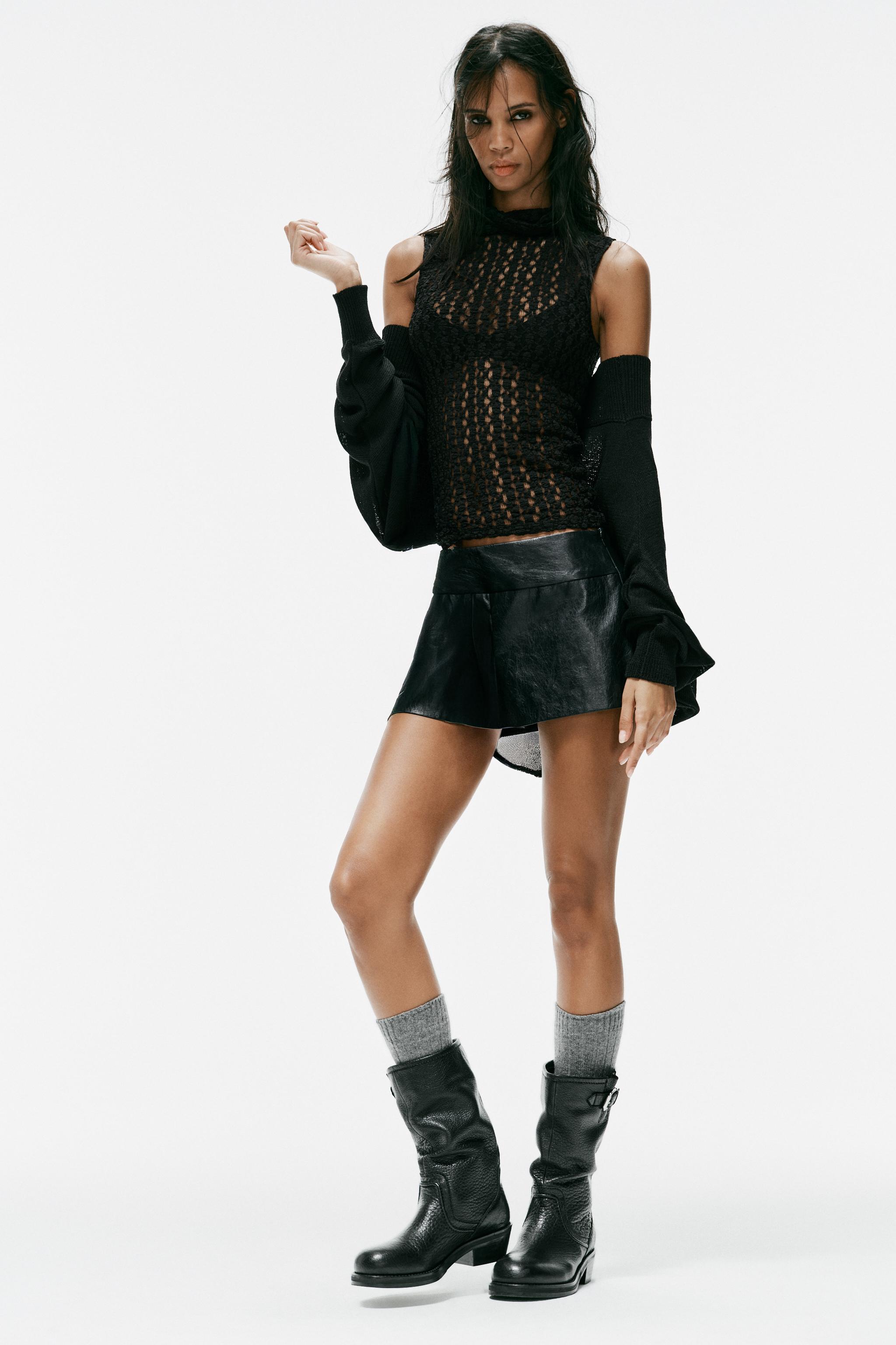Топ с высоким воротом и кружевной отделкой — ZARA
