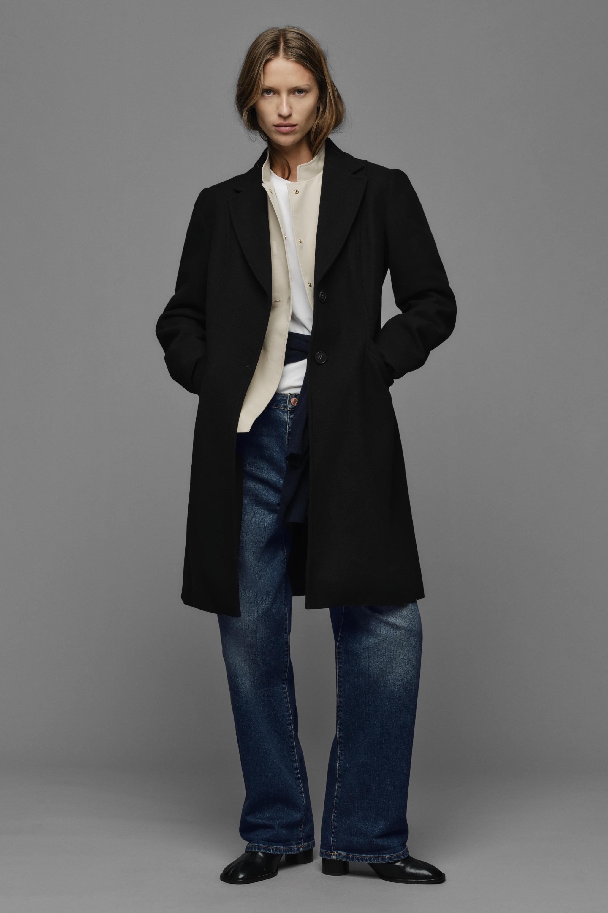 Мягкое пальто с плечевыми накладками — ZARA