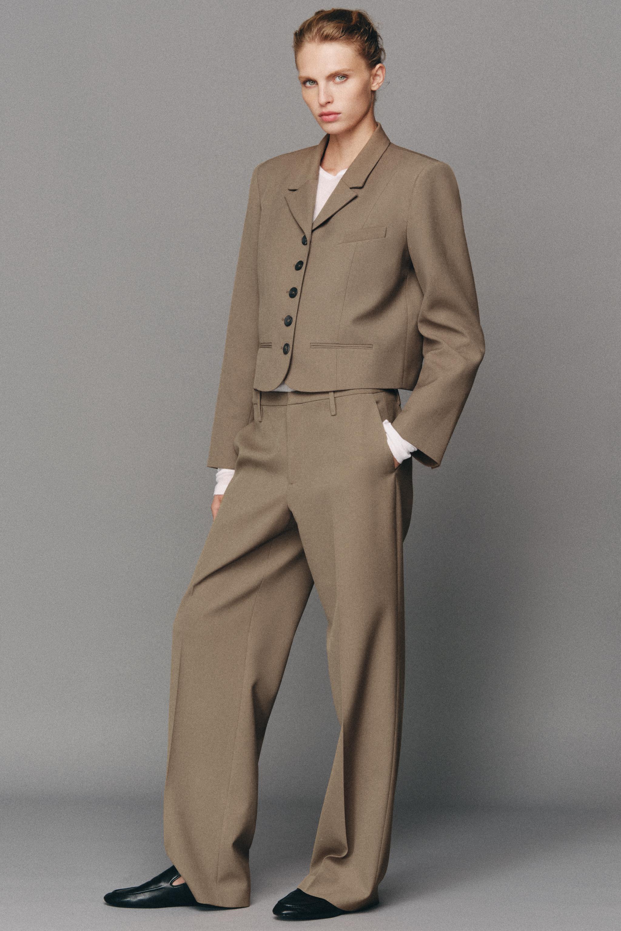 Блейзер приталенного кроя с пуговицами ZW COLLECTION — ZARA