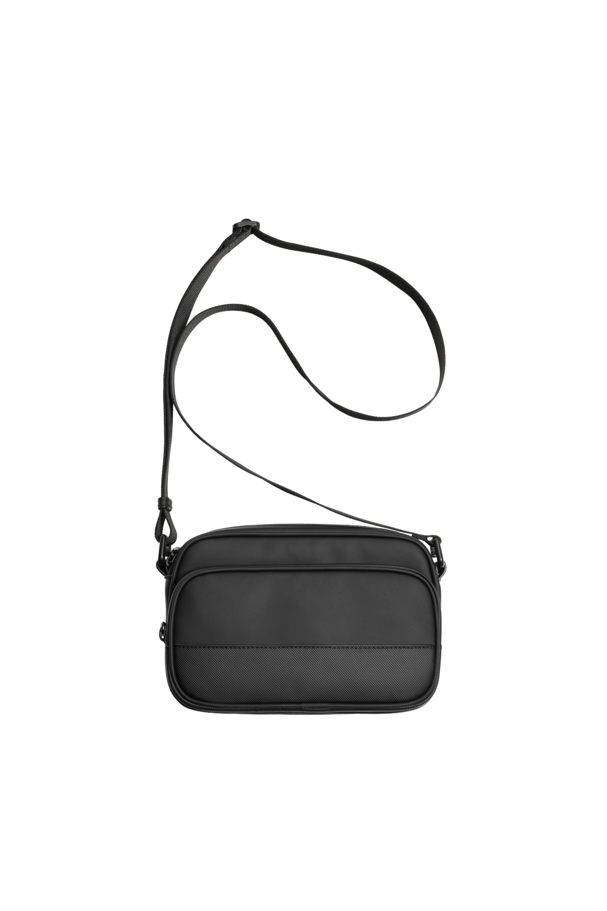 Сумка кросс-боди из резины — ZARA