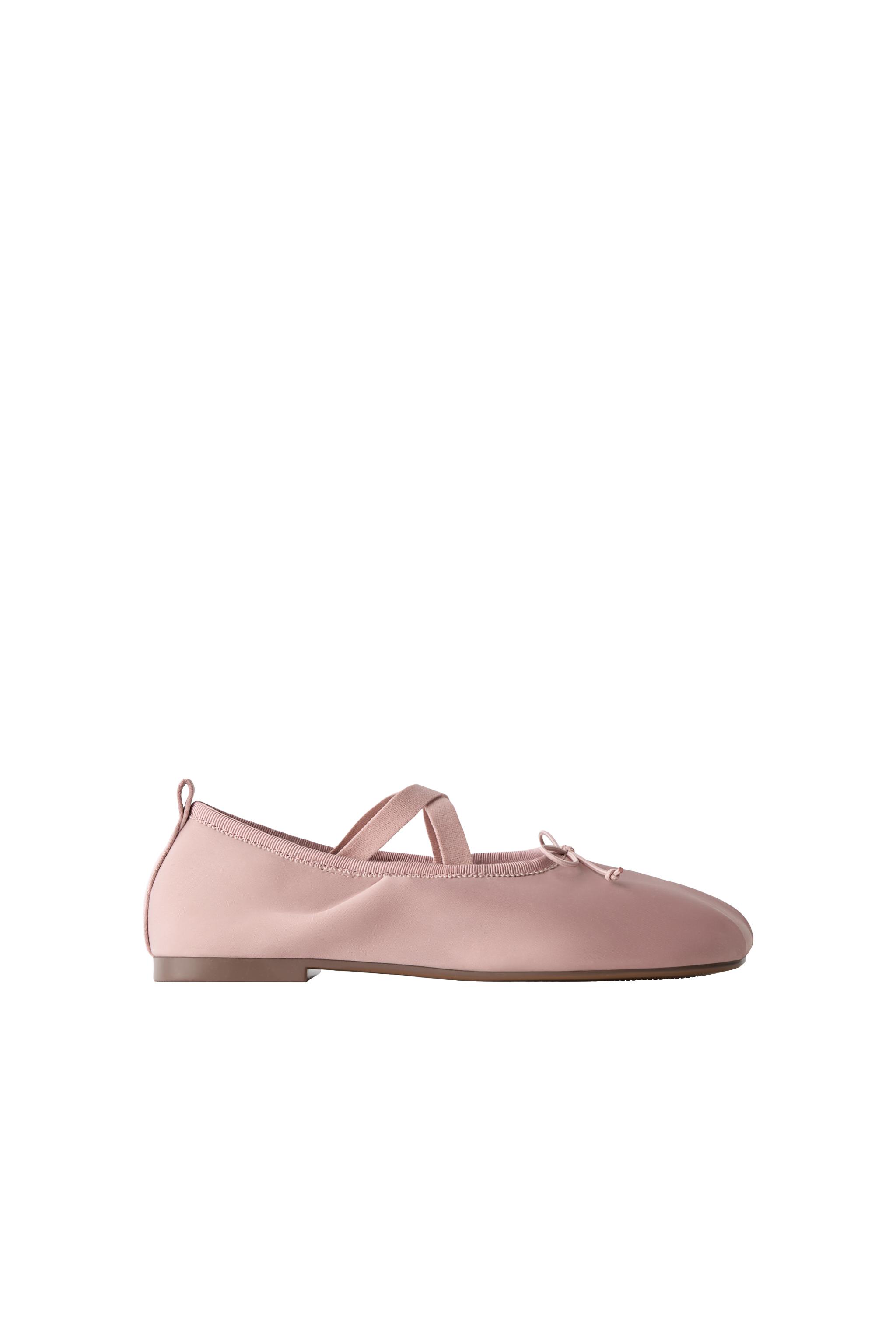 Сатиновые балетки — ZARA