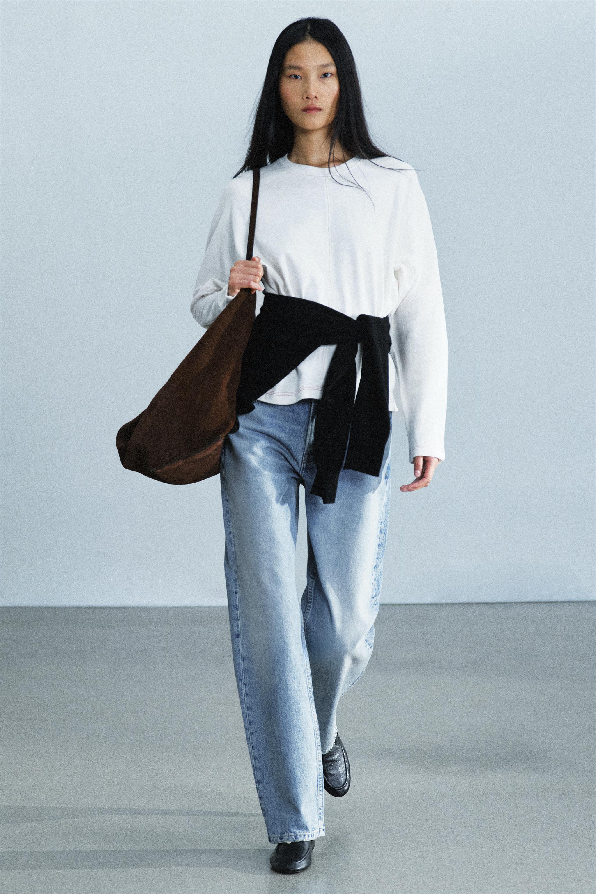 Футболка с контрастной строчкой — ZARA