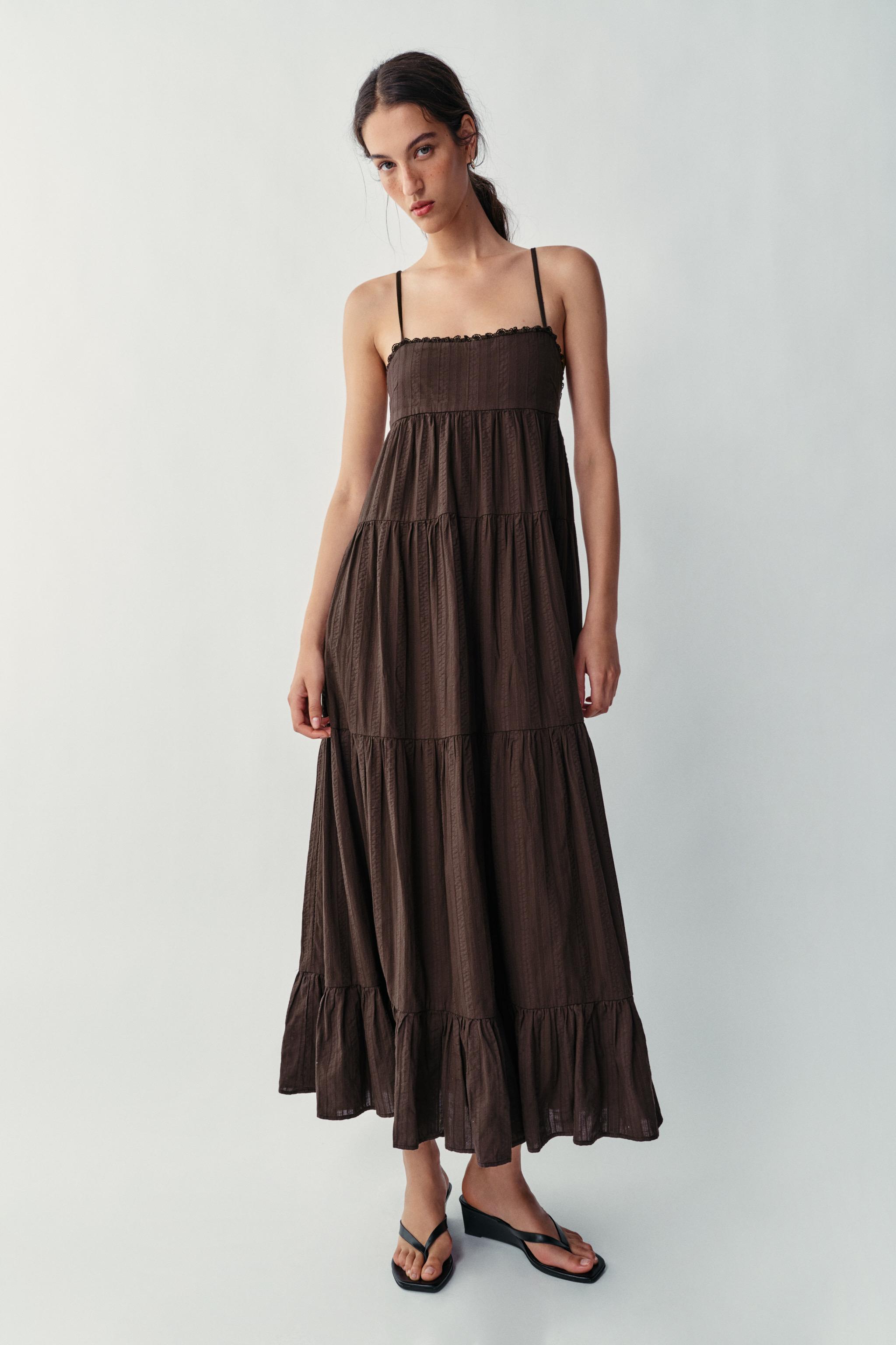 Длинное платье из комбинированных материалов — ZARA