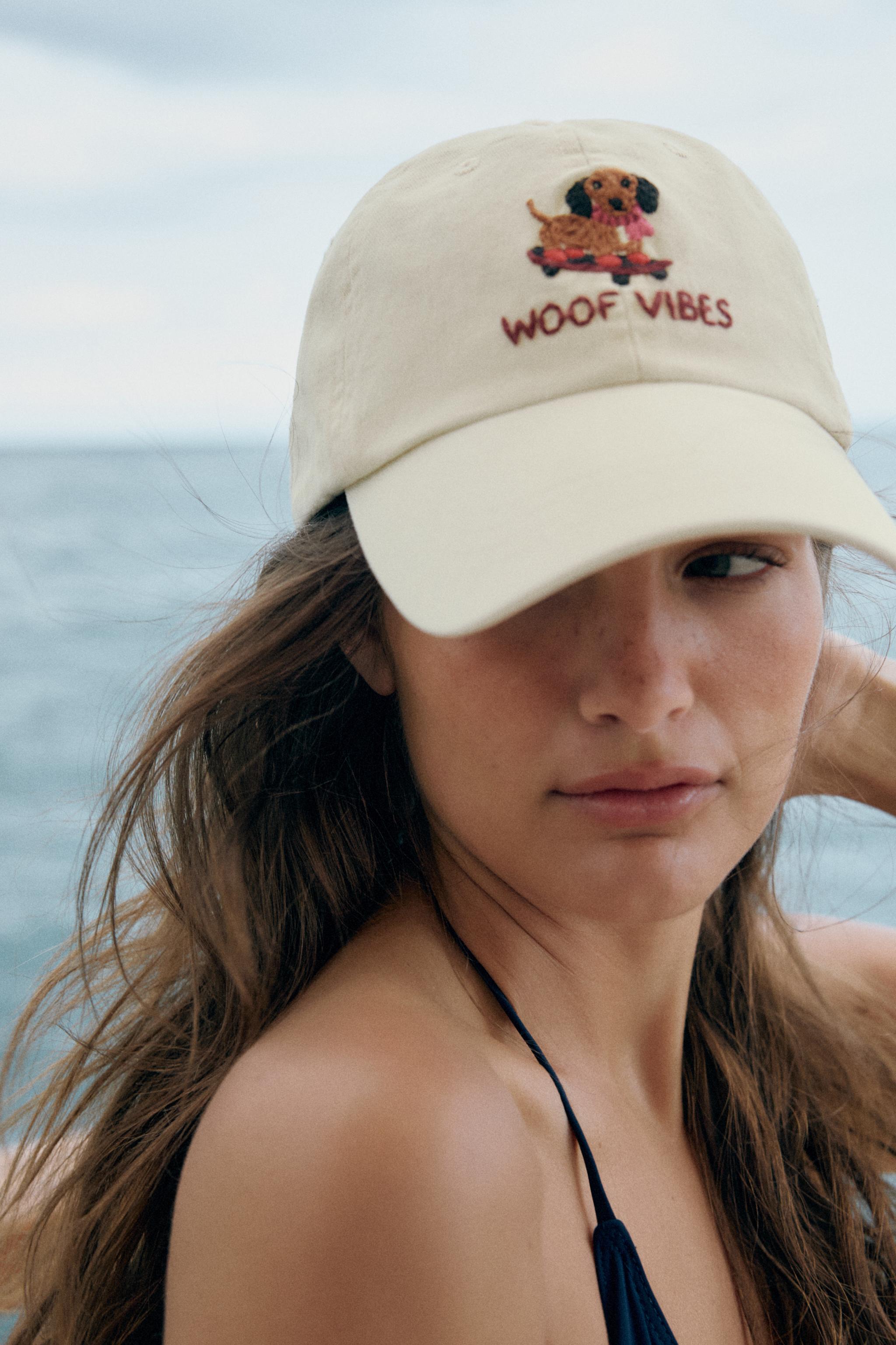 Кепка из твила с вышивкой собаки — ZARA