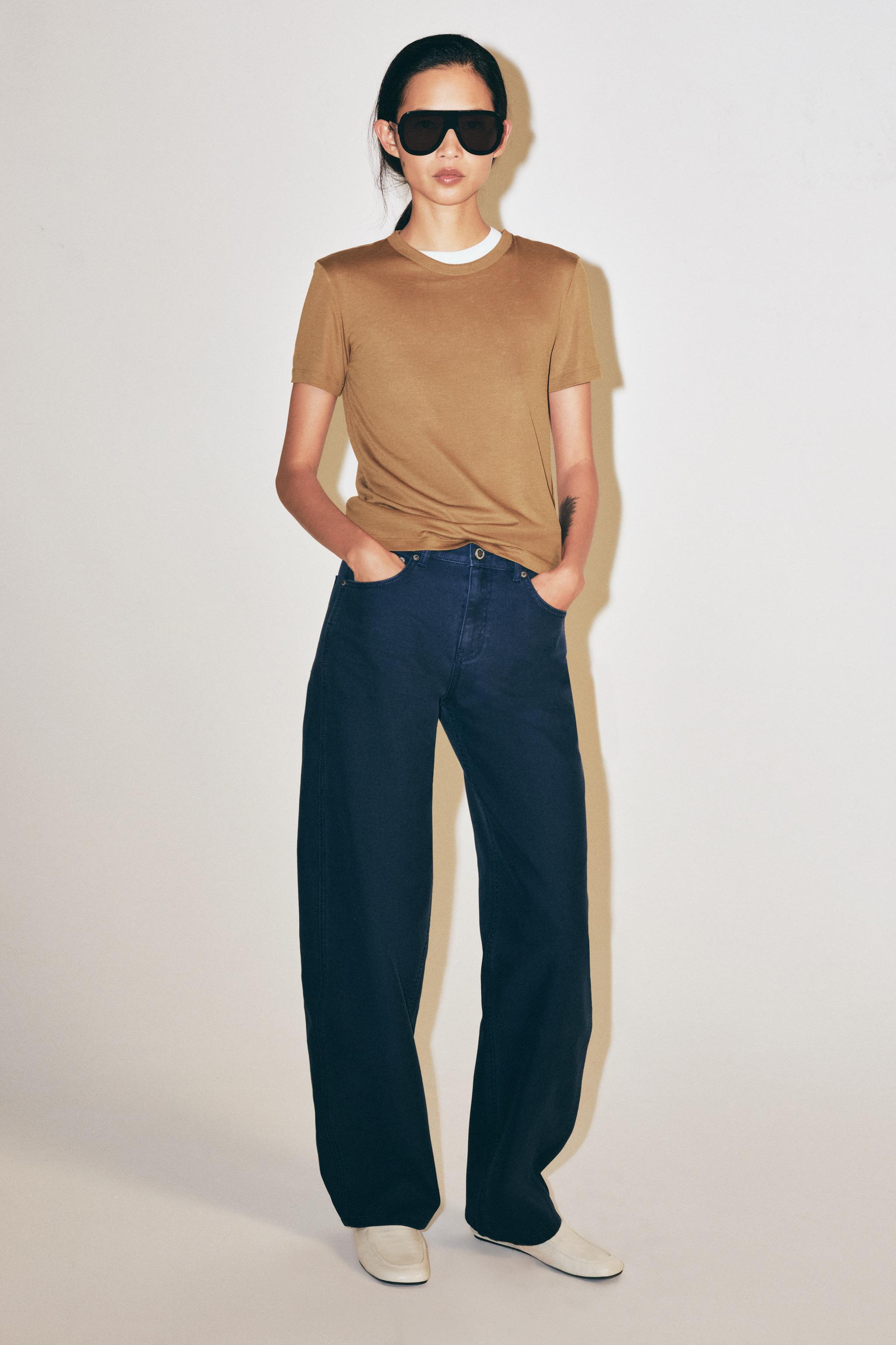 ФУТБОЛКА С КОРОТКИМИ РУКАВАМИ — ZARA