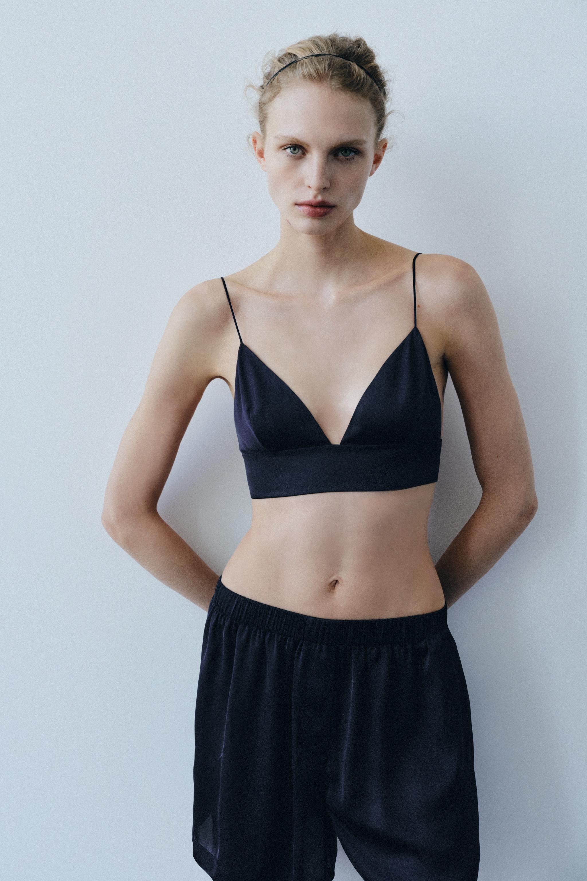 Бралетт треугольной формы из сатина — ZARA