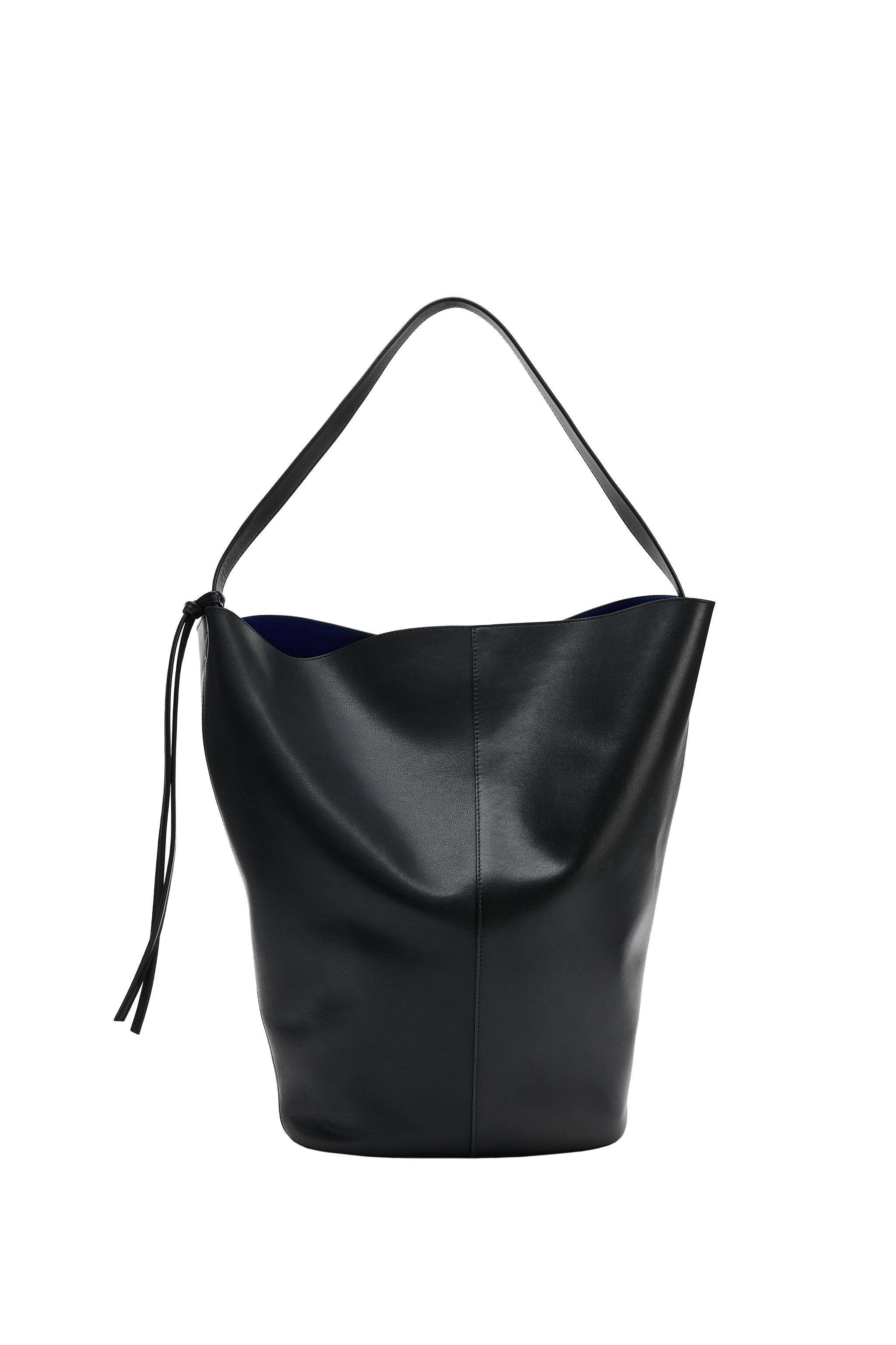 БОЛЬШАЯ КОЖАНАЯ СУМКА НА ПЛЕЧО — ZARA