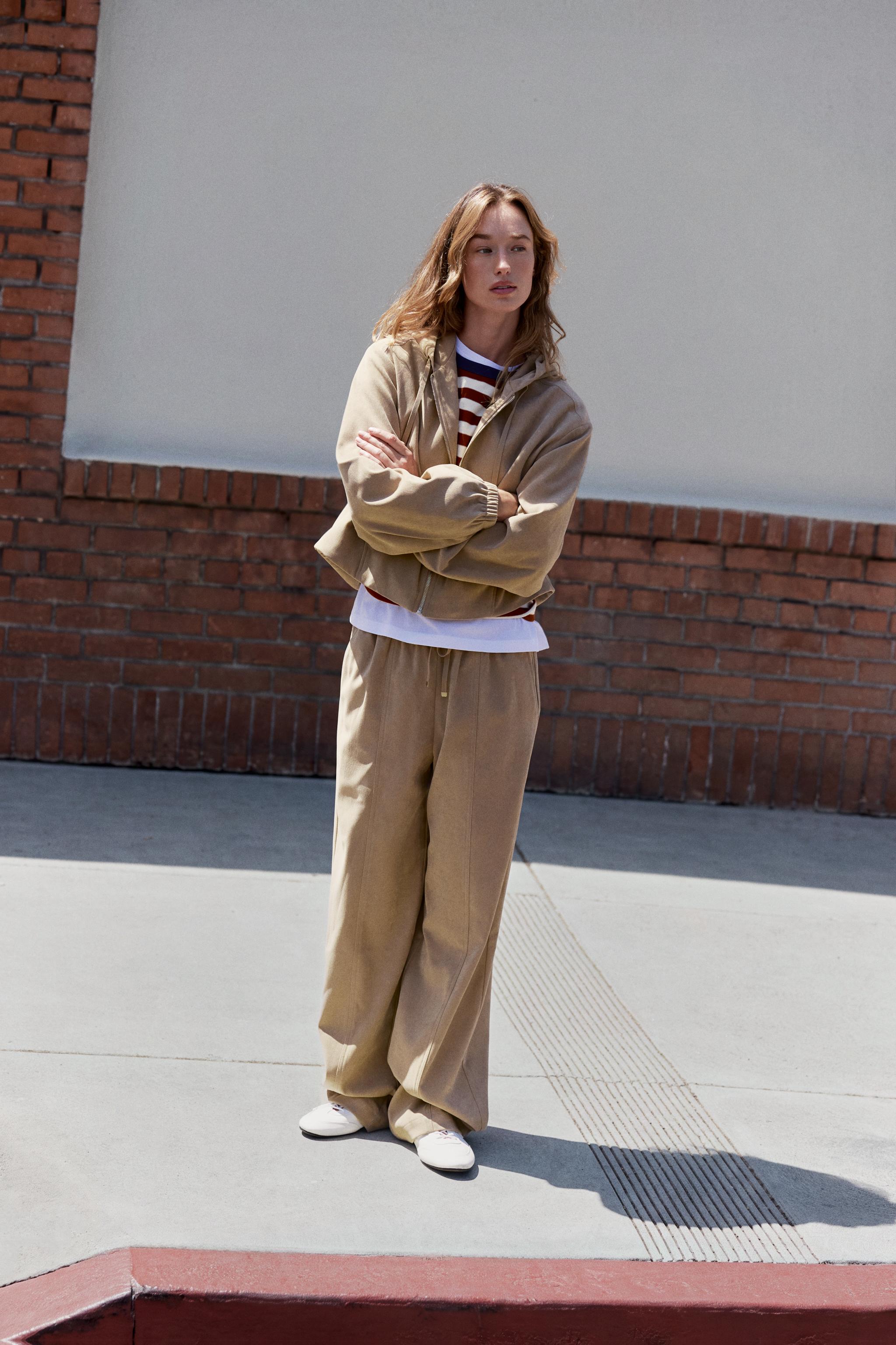 ШИРОКИЕ БРЮКИ С ЭЛАСТИЧНЫМ ПОЯСОМ — ZARA