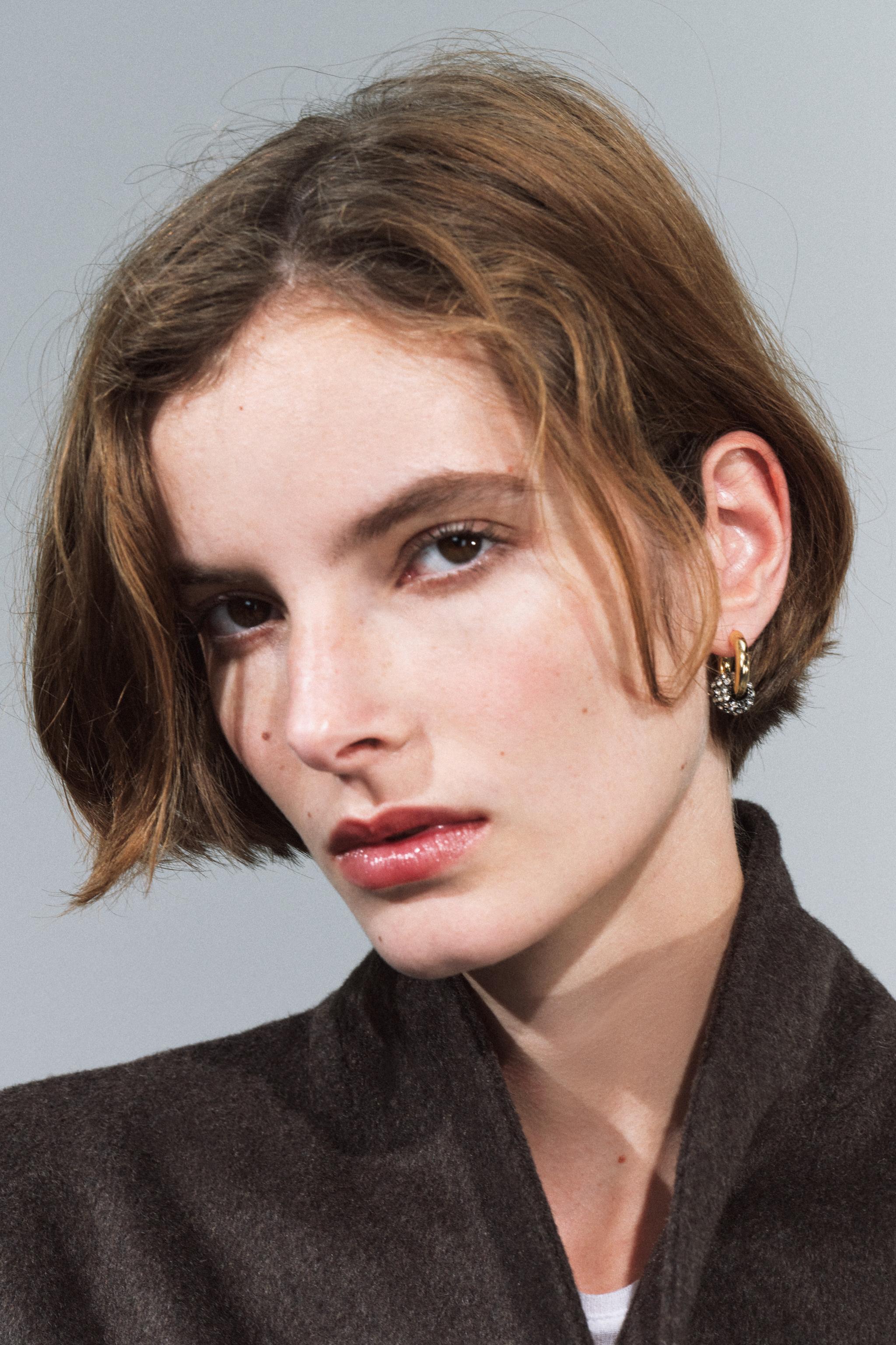 RHINESTONE HOOP EARRINGS — ZARA