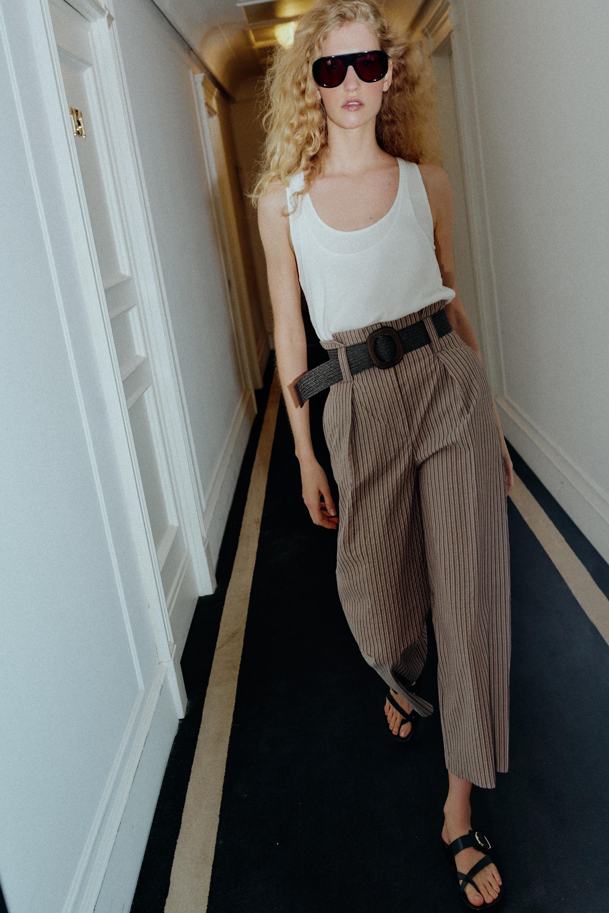 Брюки в полоску с поясом — ZARA