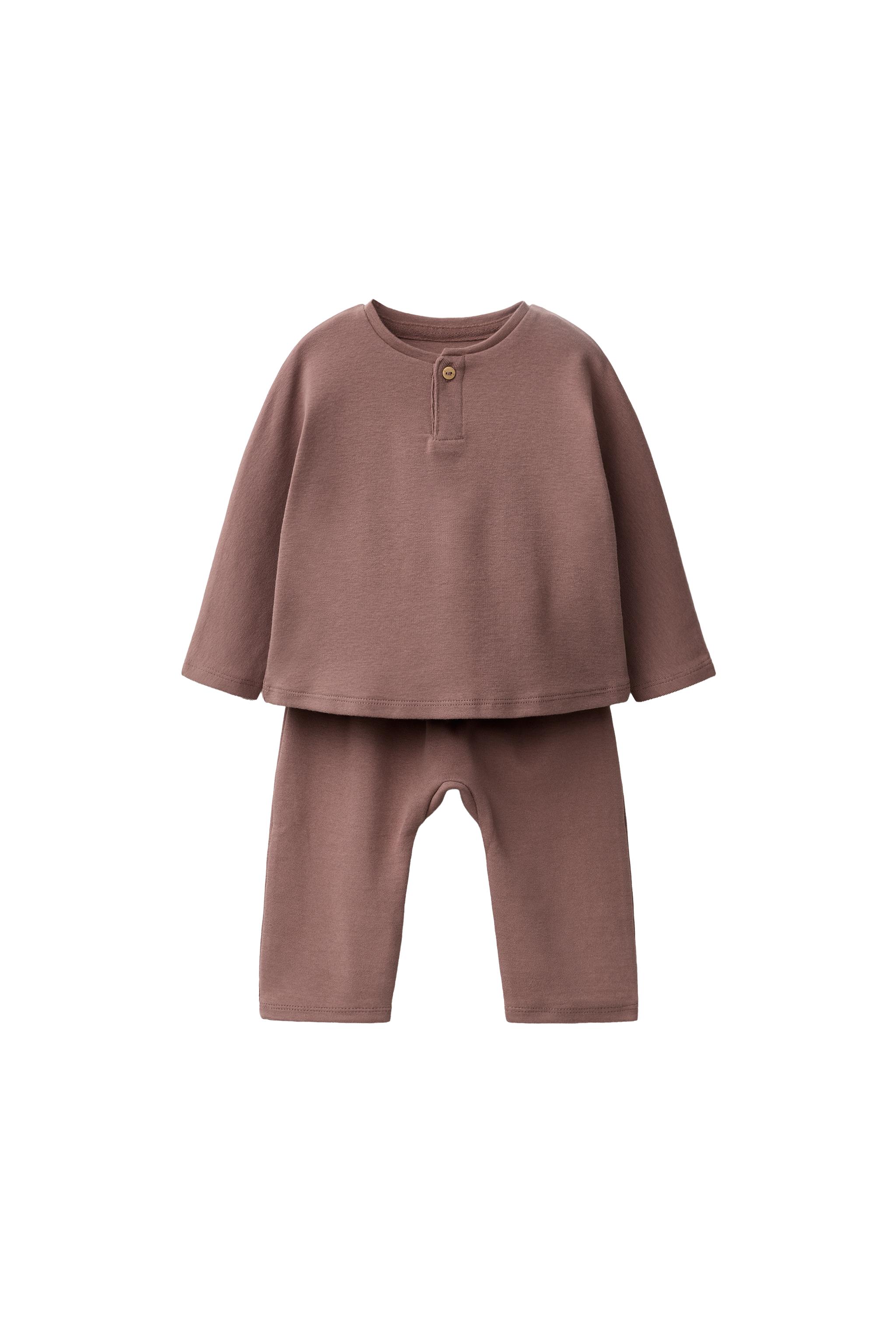 Комплект из футболки и брюк-джоггеров — ZARA