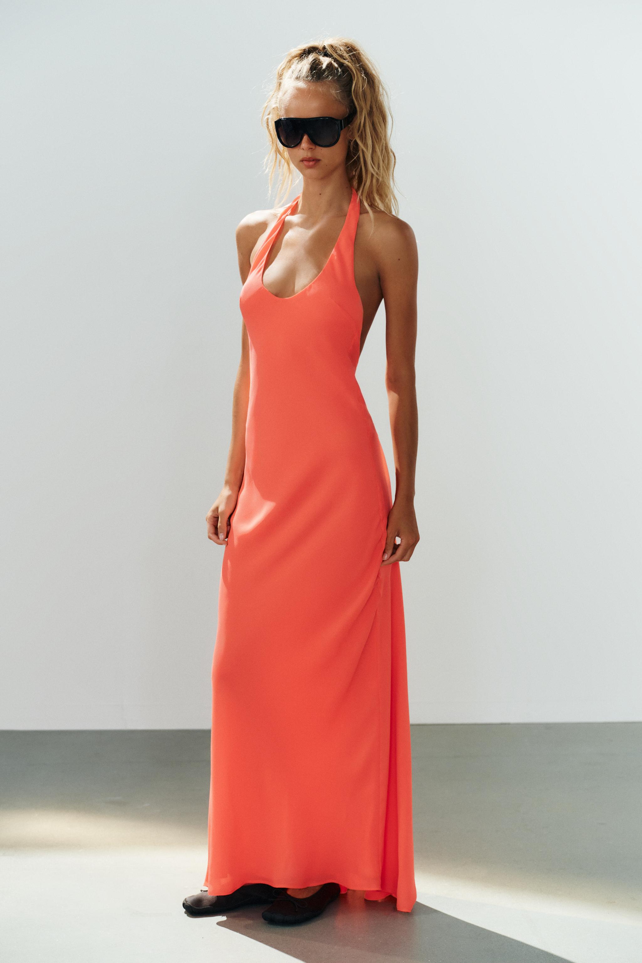 Длинное платье с воротником-халтер — ZARA