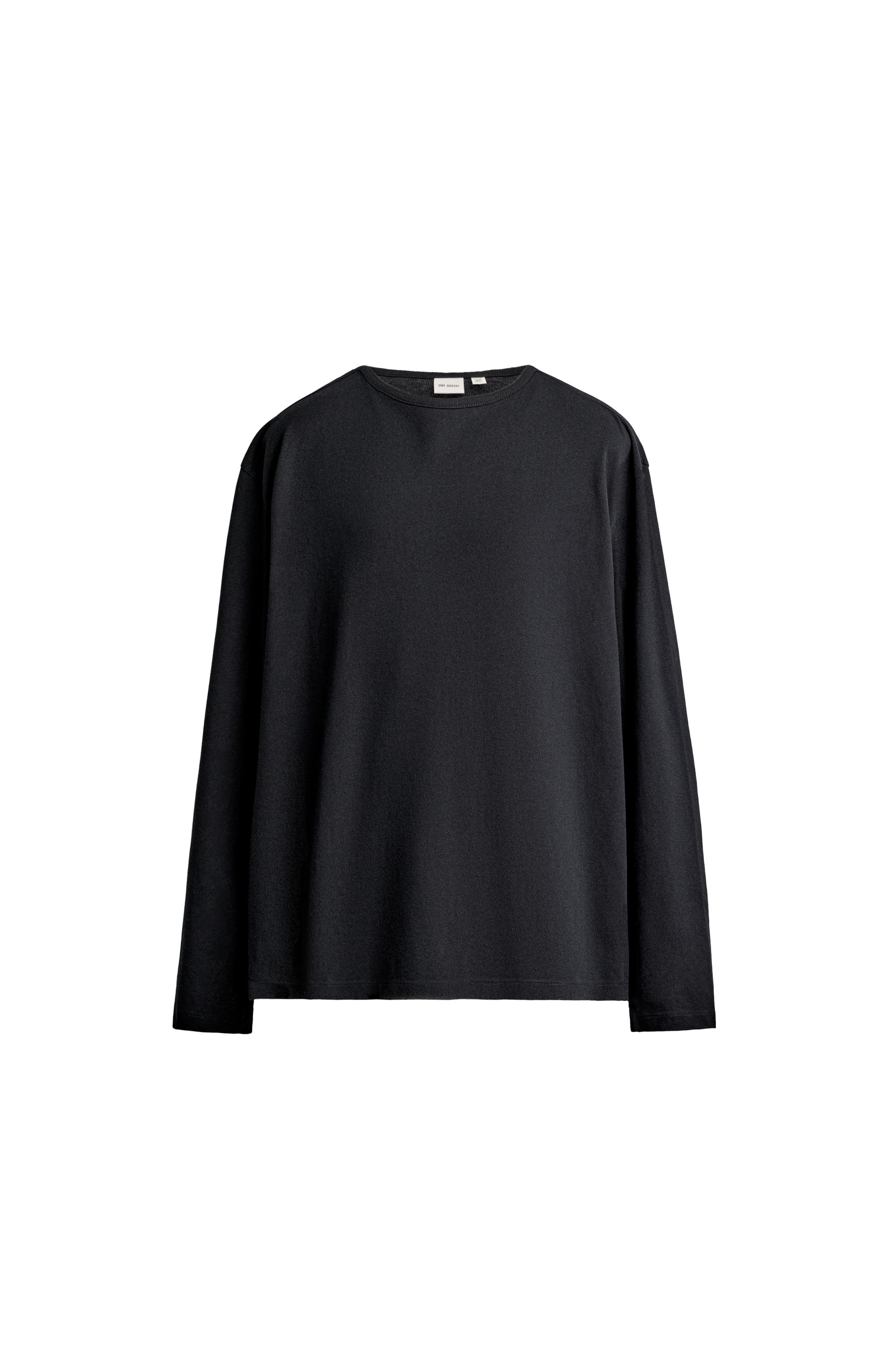 Футболка классического кроя с вырезом-лодочкой — ZARA