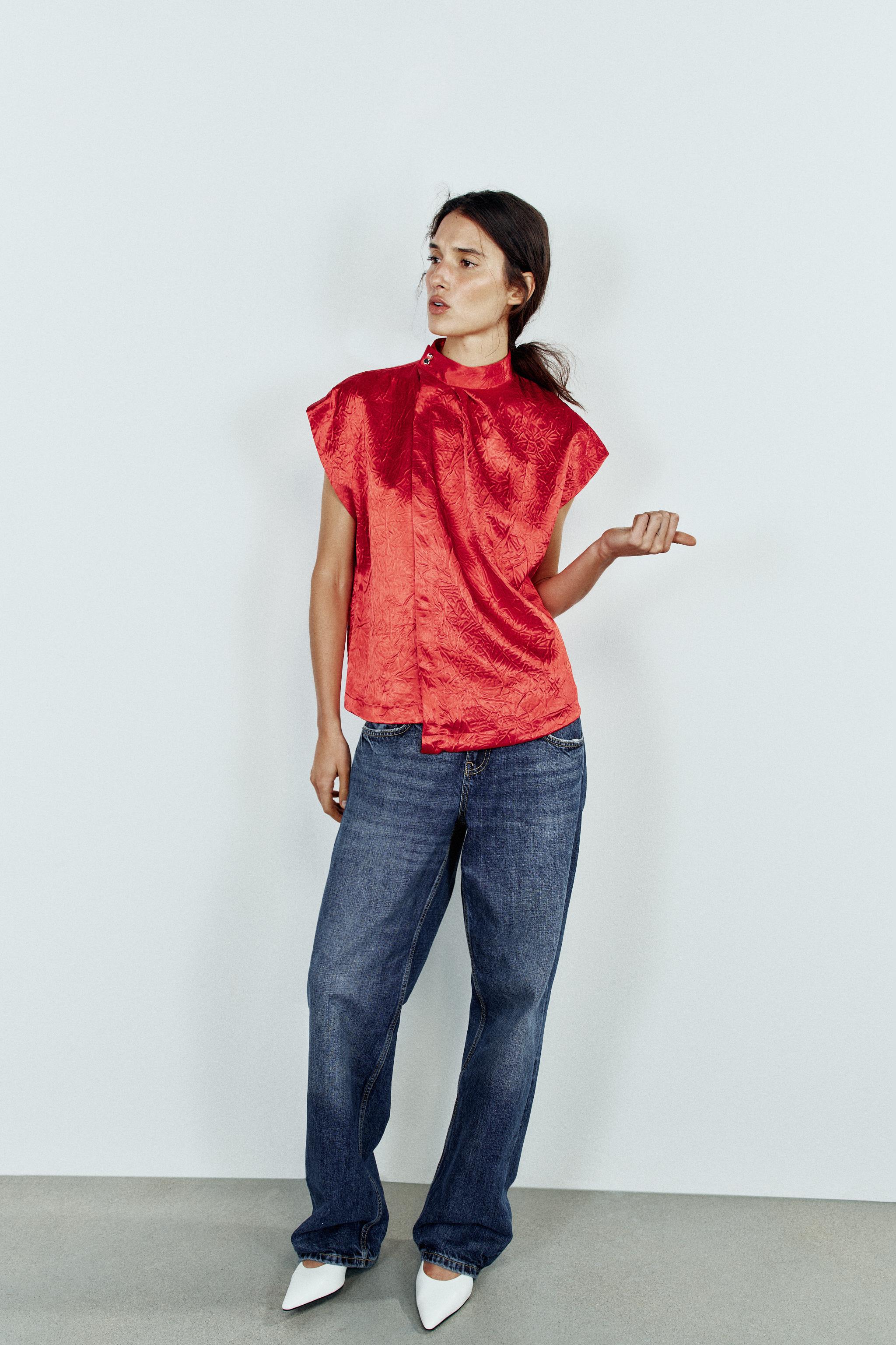 Топ из ткани с эффектом помятости с атласным блеском — ZARA