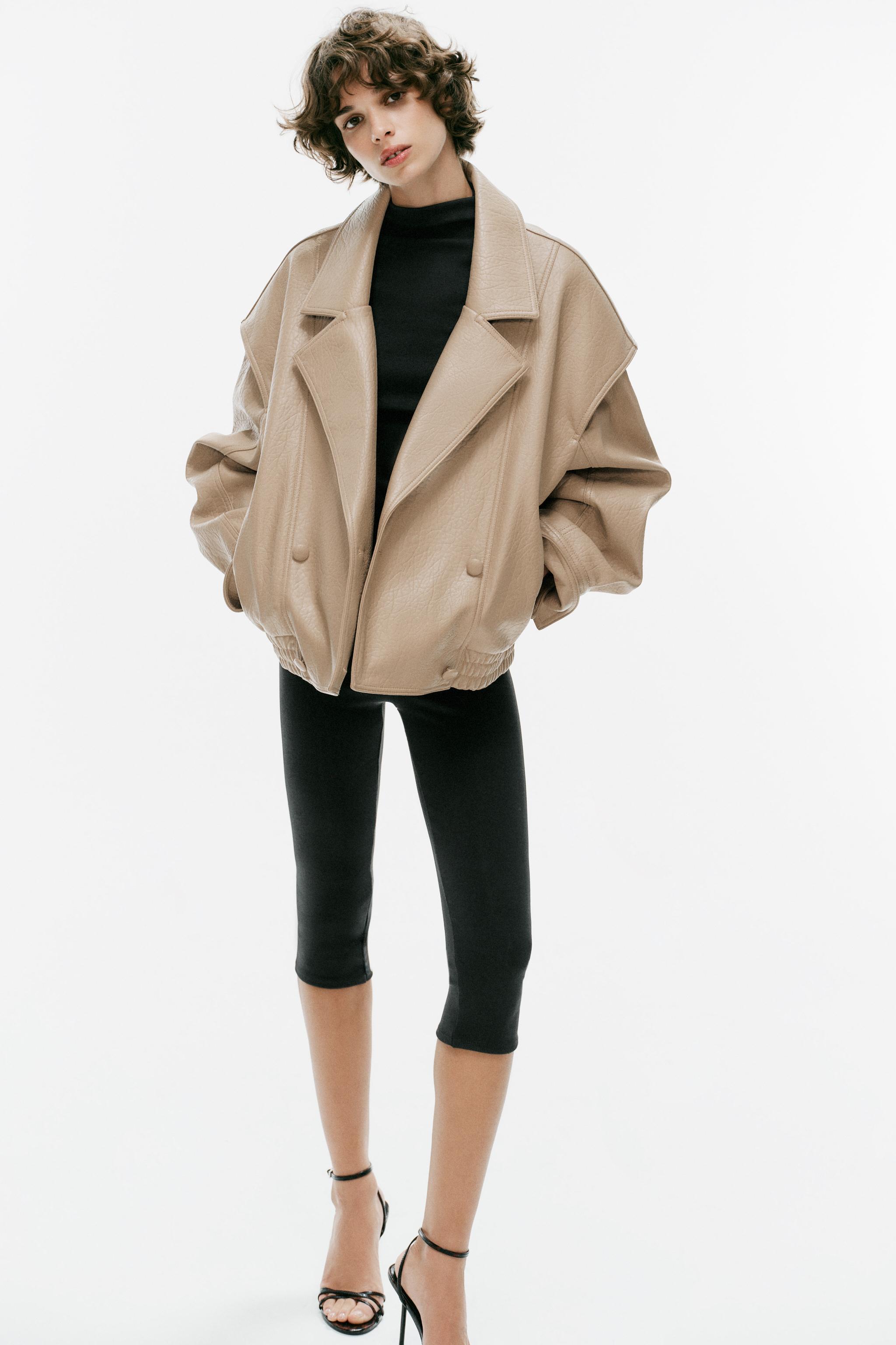 Бомбер с эффектом кожи — ZARA